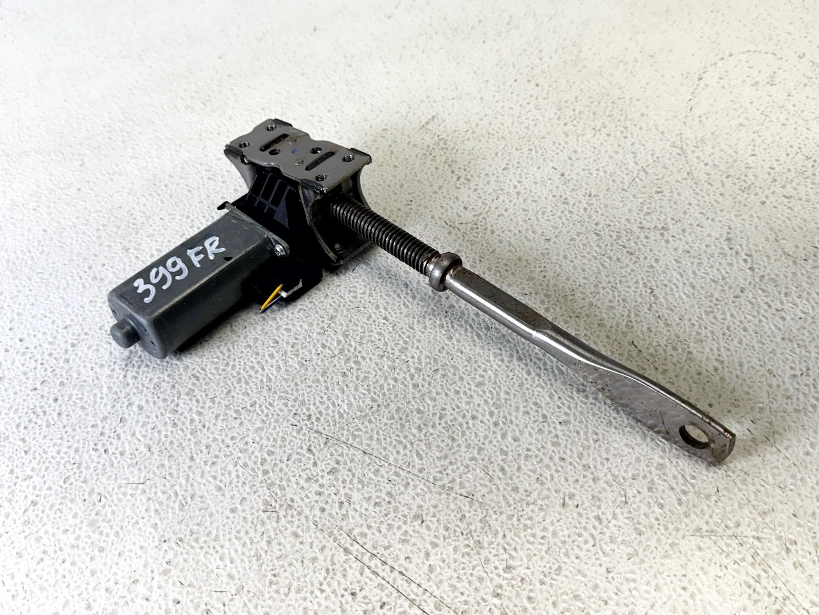 12-19 JAGUAR F-PACE EVOQUE FRONT RIGHT RH PASS SIDE SEAT ADJUSTMENT MOTOR
