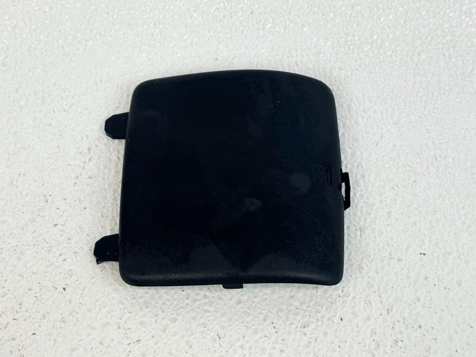 17-23 JAGUAR F-PACE XE FRONT RIGHT RH PASS KICKPLATE FUSE ACCESS COVER TRIM