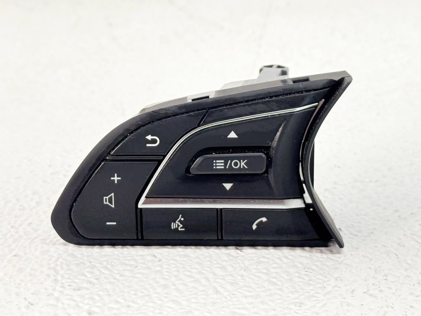 14-20 INFINITI Q50 STEERING WHEEL LEFT SIDE HANDS FREE PHONE CONTROL SWITCH