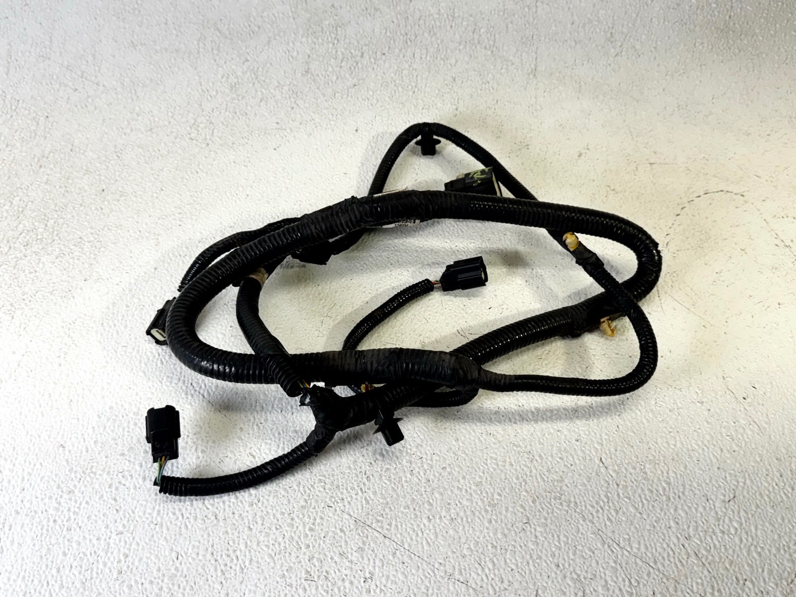 17-19 FORD ESCAPE REAR BUMPER PARK PARKING AID ASSIST WIRE WIRING HARNESS