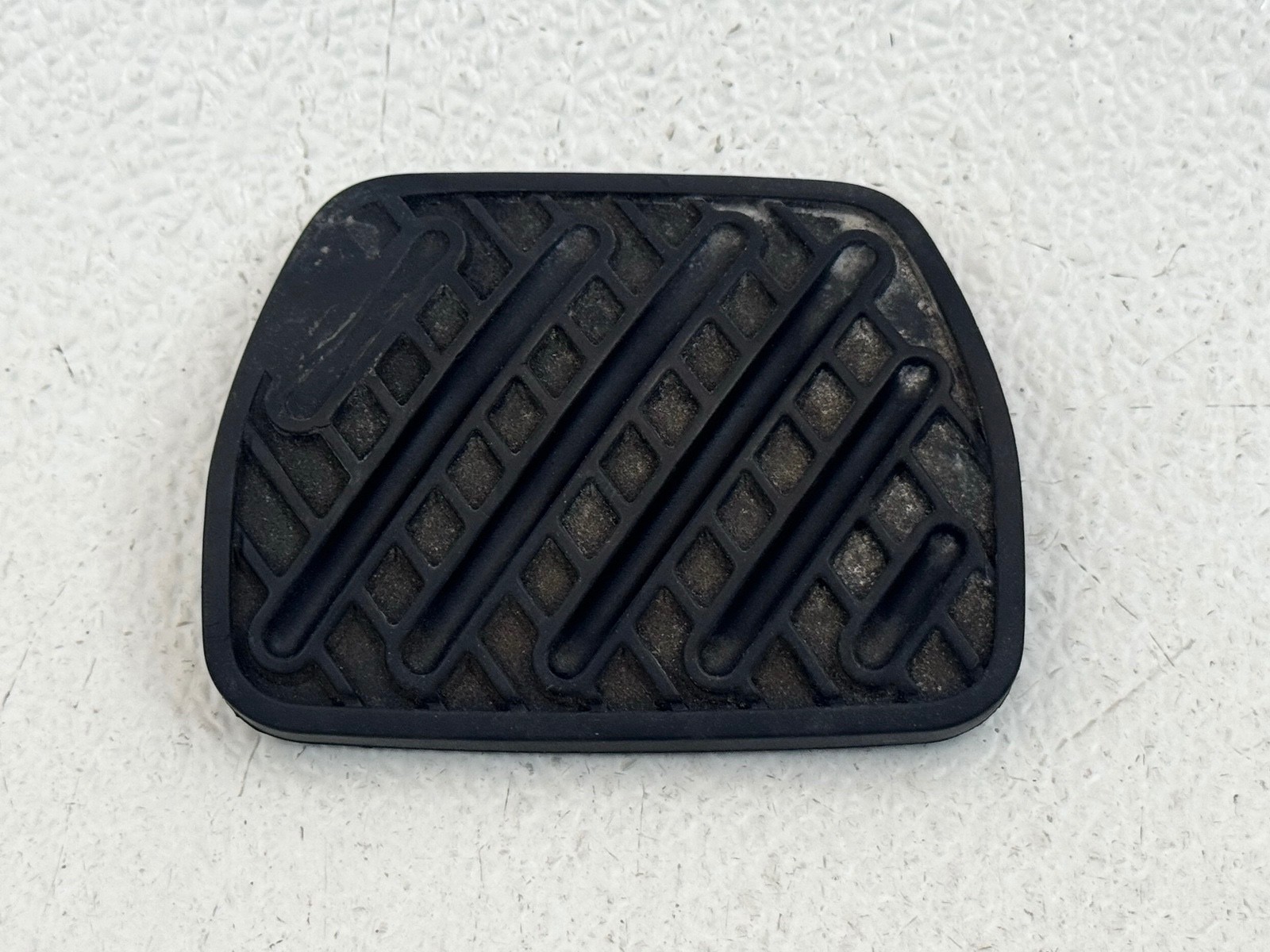 13-20 INFINITI JX35 QX60 BRAKE STOP PEDAL PAD COVER RUBBER PANEL TRIM