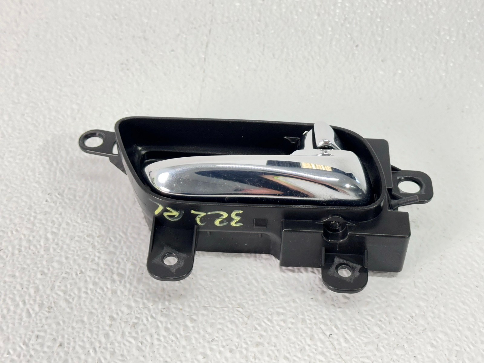 11-17 INFINITI QX56 QX80 REAR LEFT LH DRIVER SIDE INTERIOR DOOR HANDLE