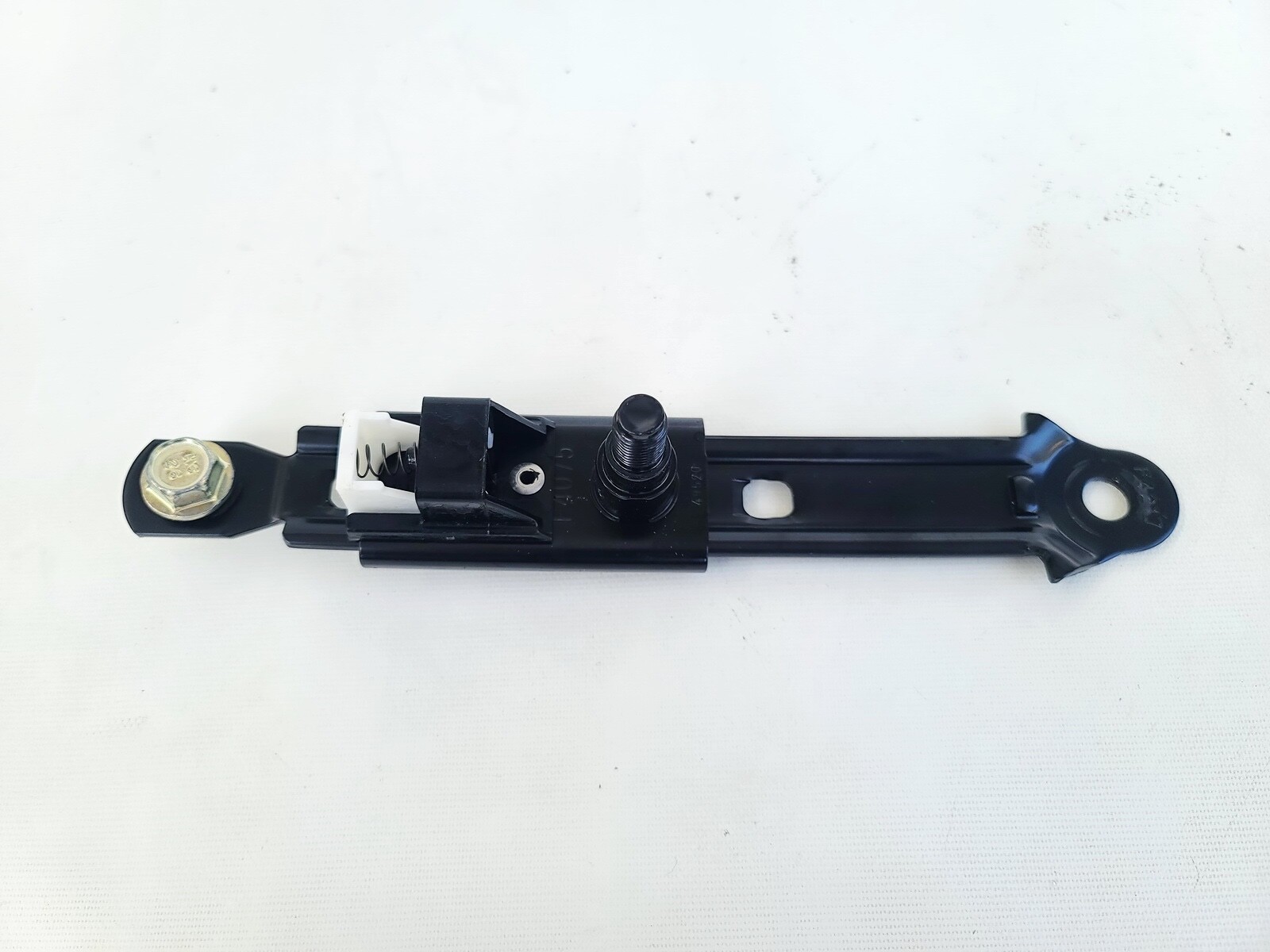 18-20 INFINITI Q50 FRONT RIGHT RH PASS SEAT BELT SEATBELT HEIGHT ADJUSTER
