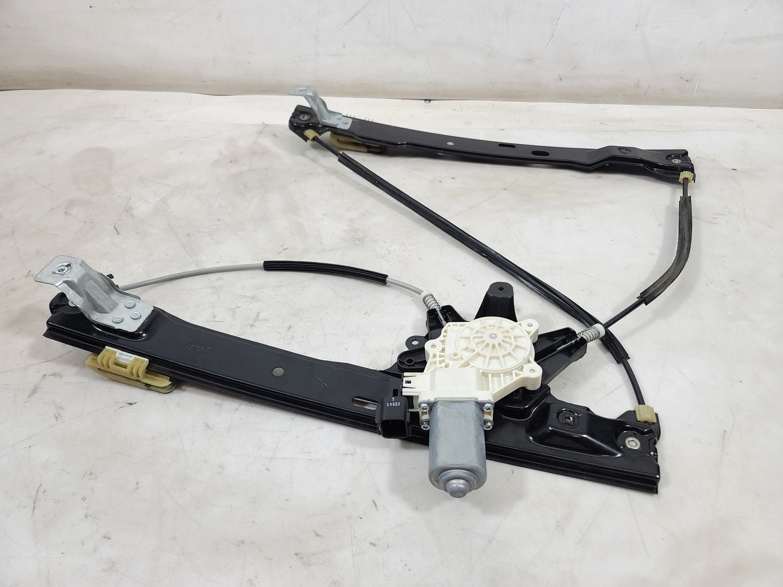 13-18 FORD C-MAX FRONT LEFT DRIVER SIDE WINDOW REGULATOR MOTOR ASSEMBLY