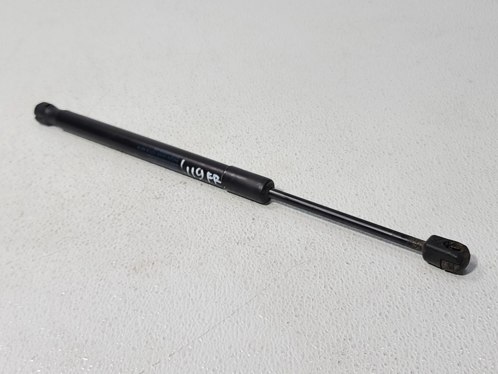 17-23 LAND ROVER DISCOVERY SPORT FRONT RIGHT HOOD BONNET PANEL SHOCK STRUT