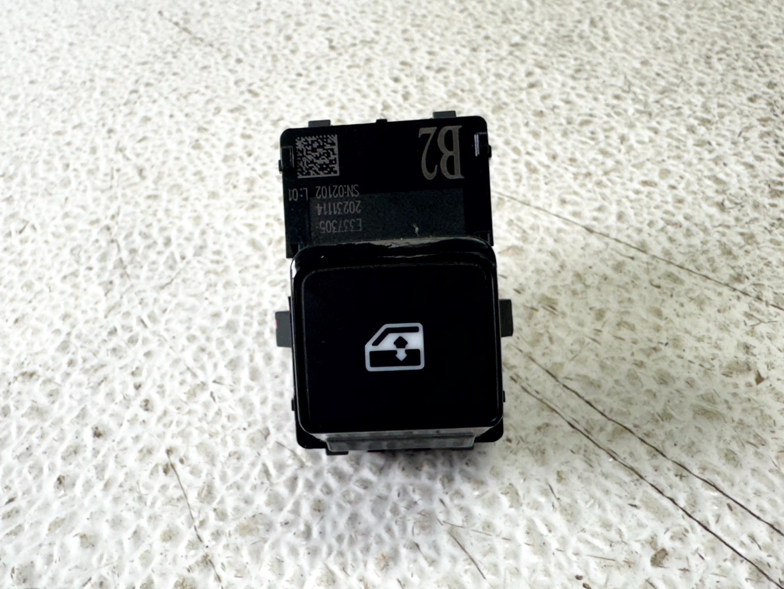 22-25 NISSAN PATHFINDER FRONT RIGHT RH PASS SIDE DOOR WINDOW CONTROL SWITCH
