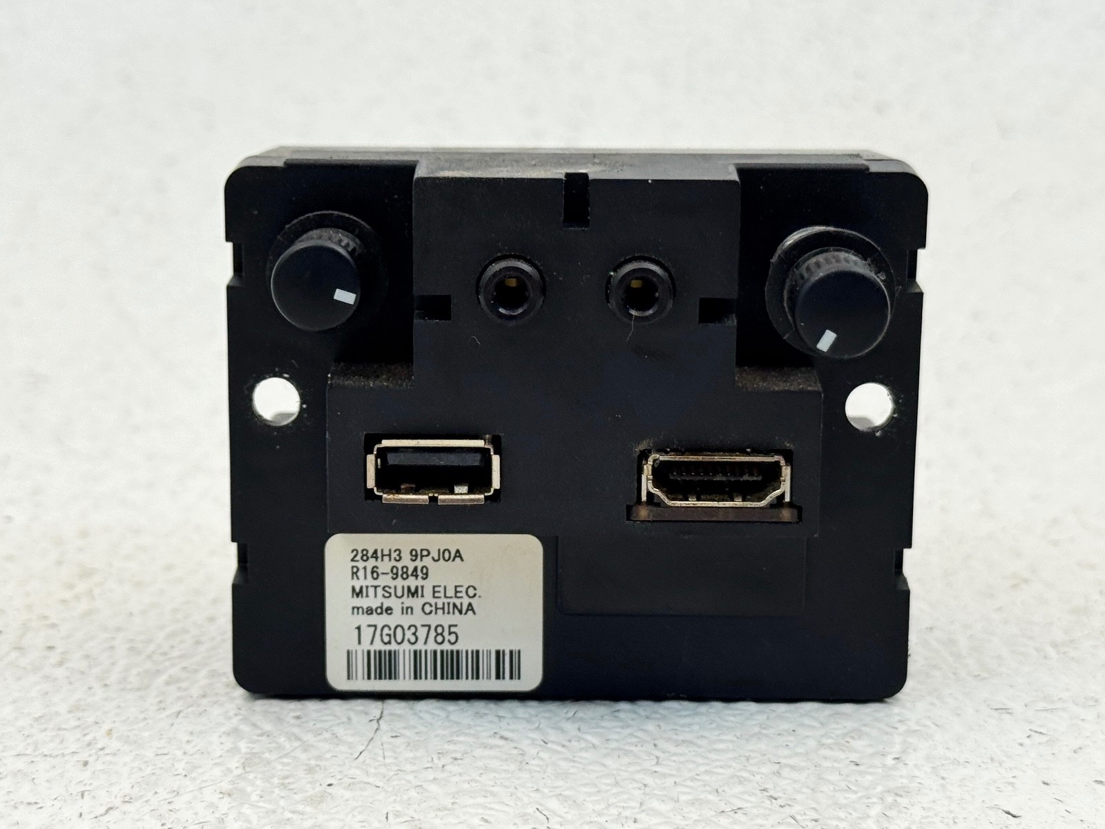 14-19 INFINITI QX60 USB PORT AUXILIARY SOUND AUDIO SYSTEM CONNECTOR W/CABLE