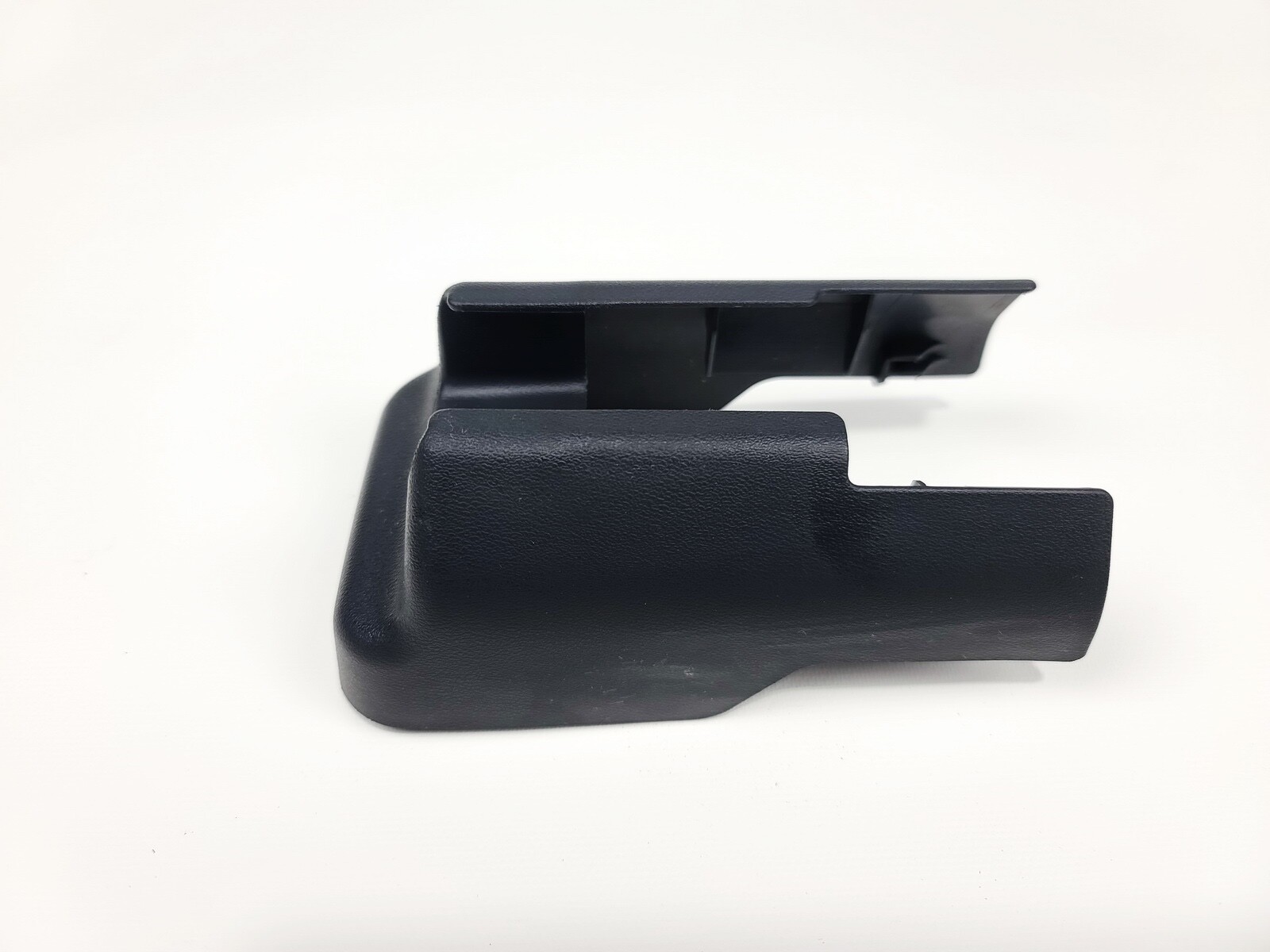 13-20 INFINITI JX35 QX60 REAR RIGHT RH PASS SIDE SEAT TRACK END COVER TRIM