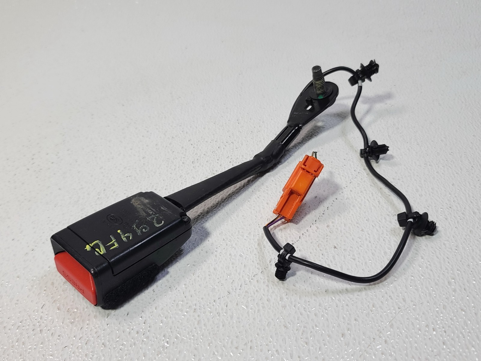 17-23 JAGUAR F-PACE FRONT LEFT LH DRIVER SEAT BELT SEATBELT BUCKLE TONGUE