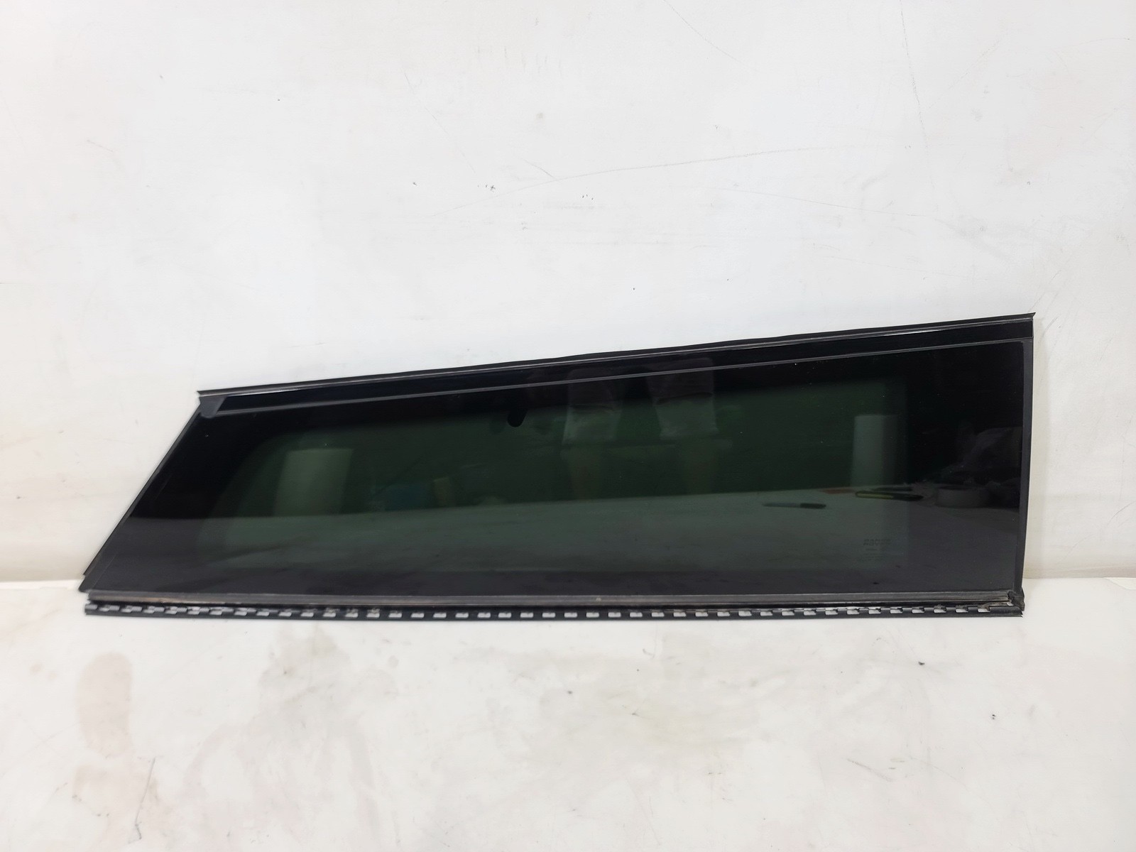 12-15 RANGE ROVER EVOQUE REAR RIGHT PASS SIDE QUARTER WINDOW GLASS PANEL
