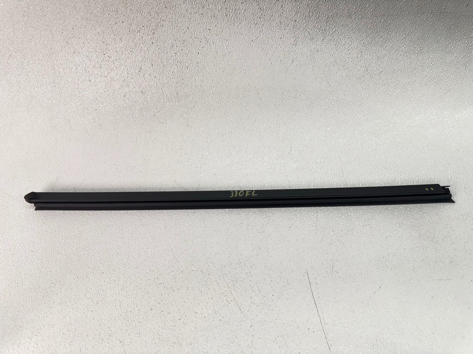 13-20 INFINITI QX60 JX35 FRONT LEFT LH SIDE WINDOW INNER WEATHERSTRIP SEAL
