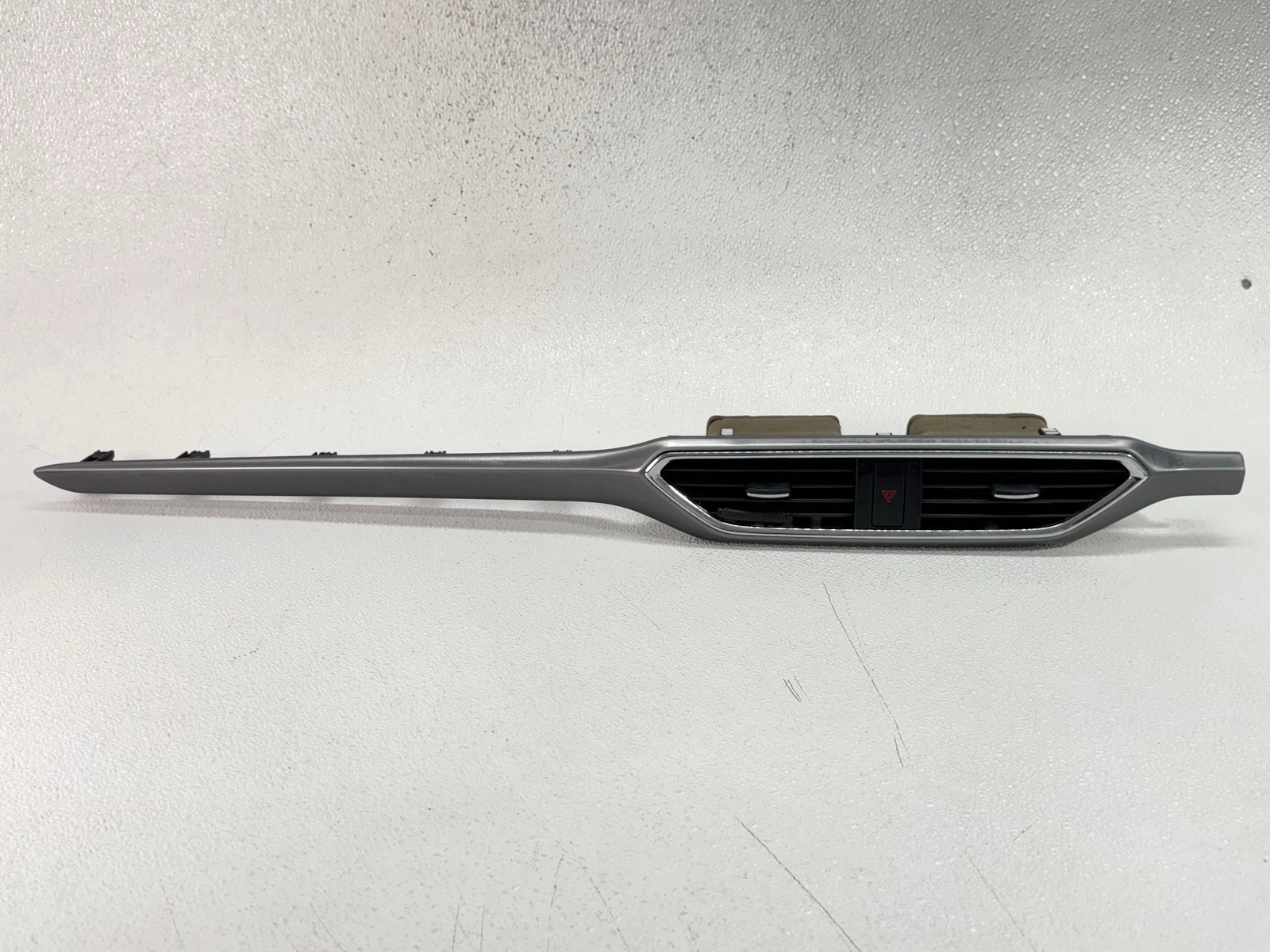16-23 MAZDA CX-9 CX9 DASH DASHBOARD CENTER AIR VENT GRILLE TRIM PANEL