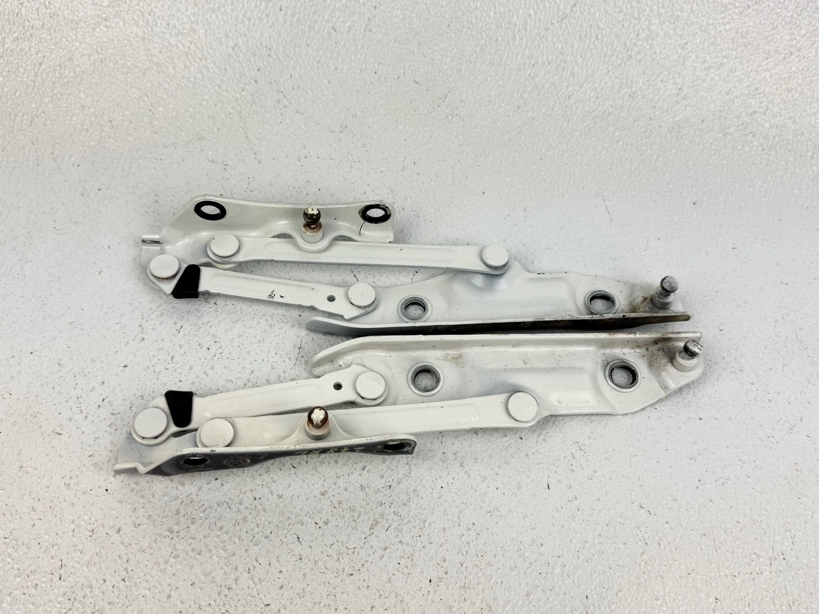 14-20 INFINITI Q50 REAR RIGHT & LEFT SIDE TRUNK TAILGATE LIFTGATE HINGE SET