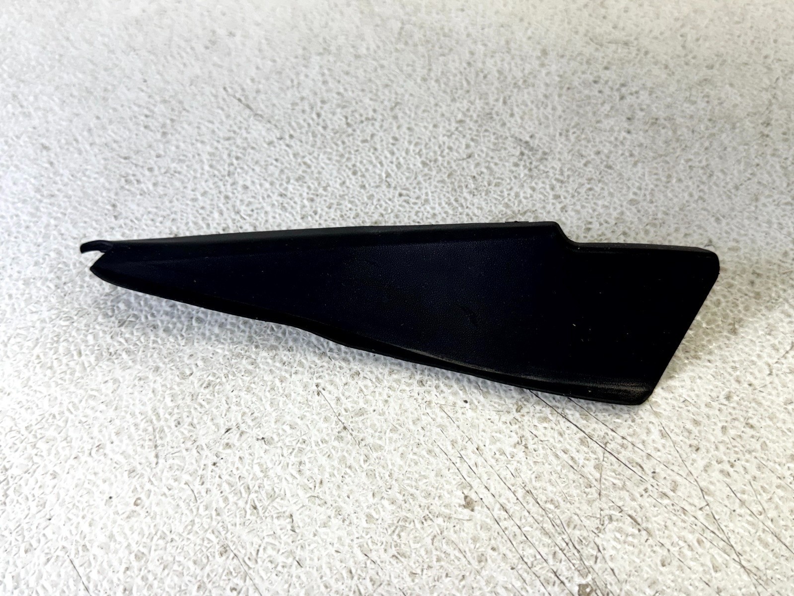 16-23 MAZDA CX-9 CX9 FRONT LEFT LH SIDE FENDER MOLDING END CAP TRIM COVER