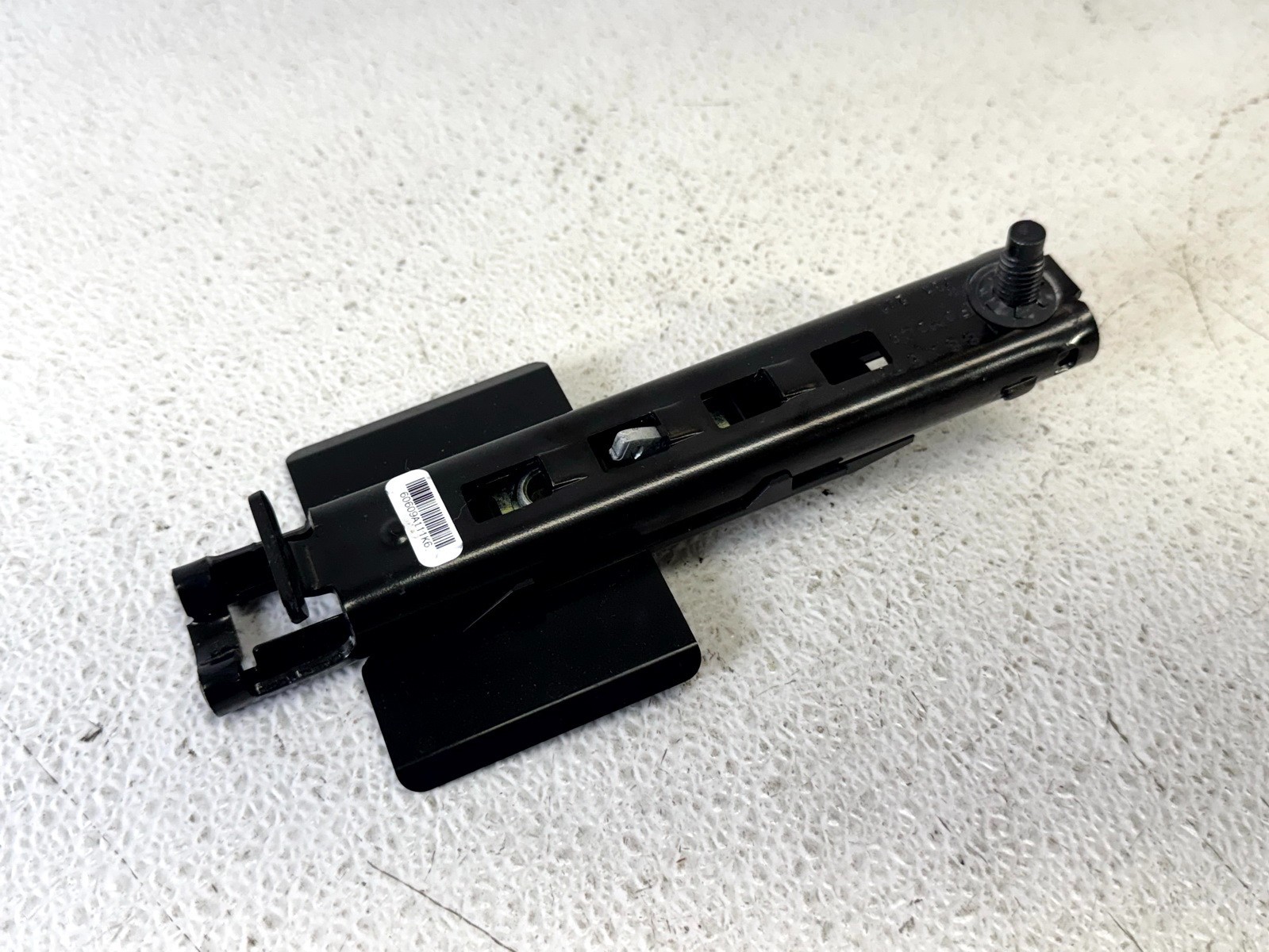 13-19 FORD ESCAPE FRONT LEFT LH DRIVER SIDE SEAT BELT HEIGHT ADJUSTER
