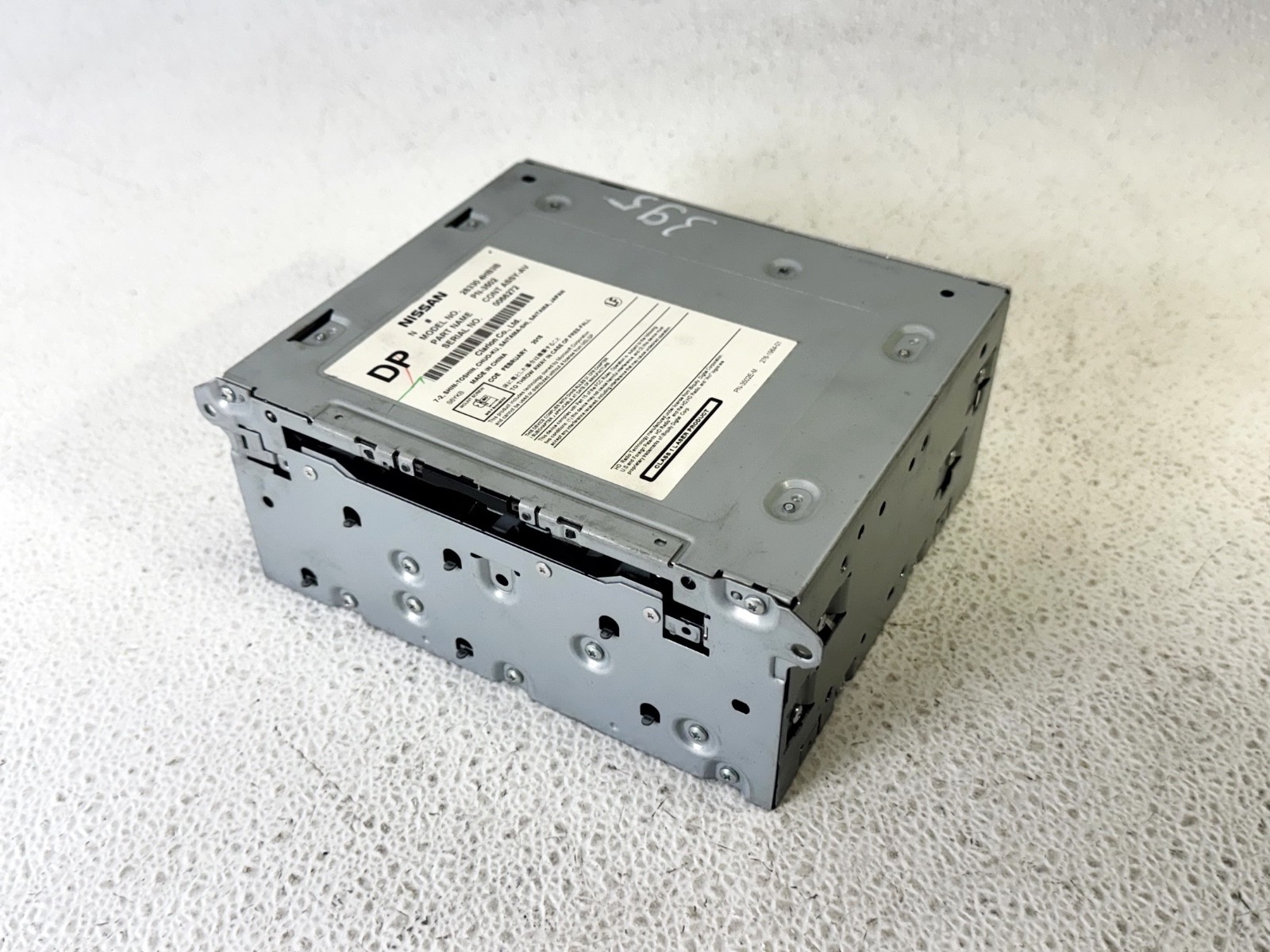18-19 INFINITI Q50 Q60 AM FM CD PLAYER RADIO STEREO RECIEVER MODULE