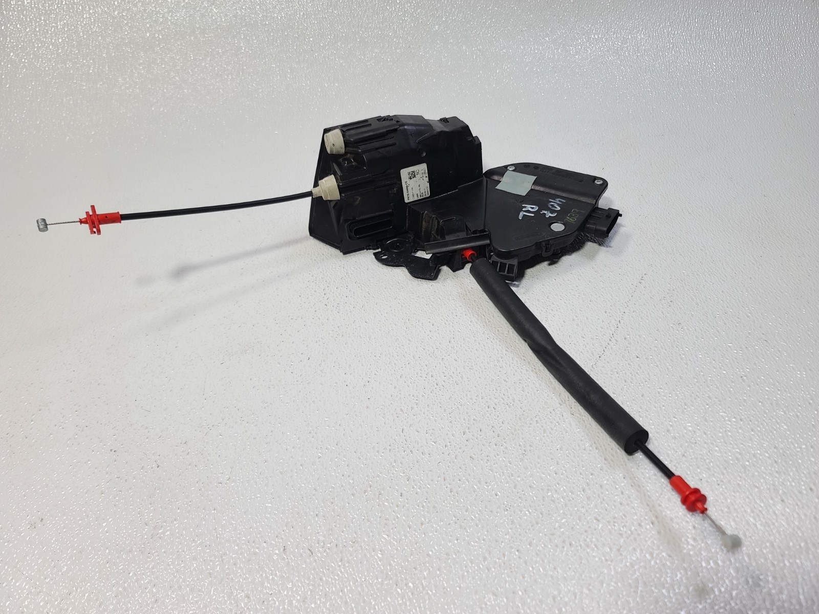 17-24 LAND ROVER DISCOVERY SPORT REAR LEFT DRIVER DOOR LATCH LOCK ACTUATOR