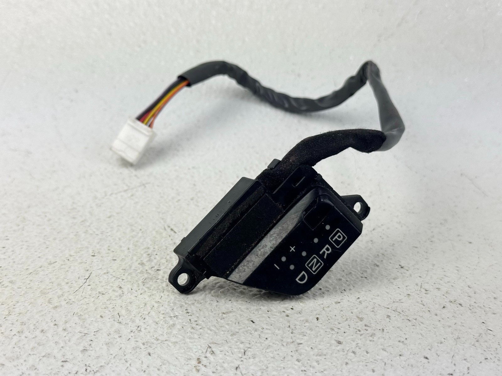 14-20 INFINITI Q50 CENTER GEAR SHIFTER AUTOMATIC TRANSMISSION INDICATOR