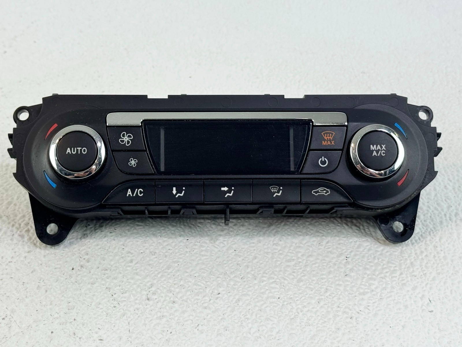 13-17 FORD FOCUS FRONT DASH CLIMATE CONTROL AC A/ C HVAC TEMPERATURE PANEL
