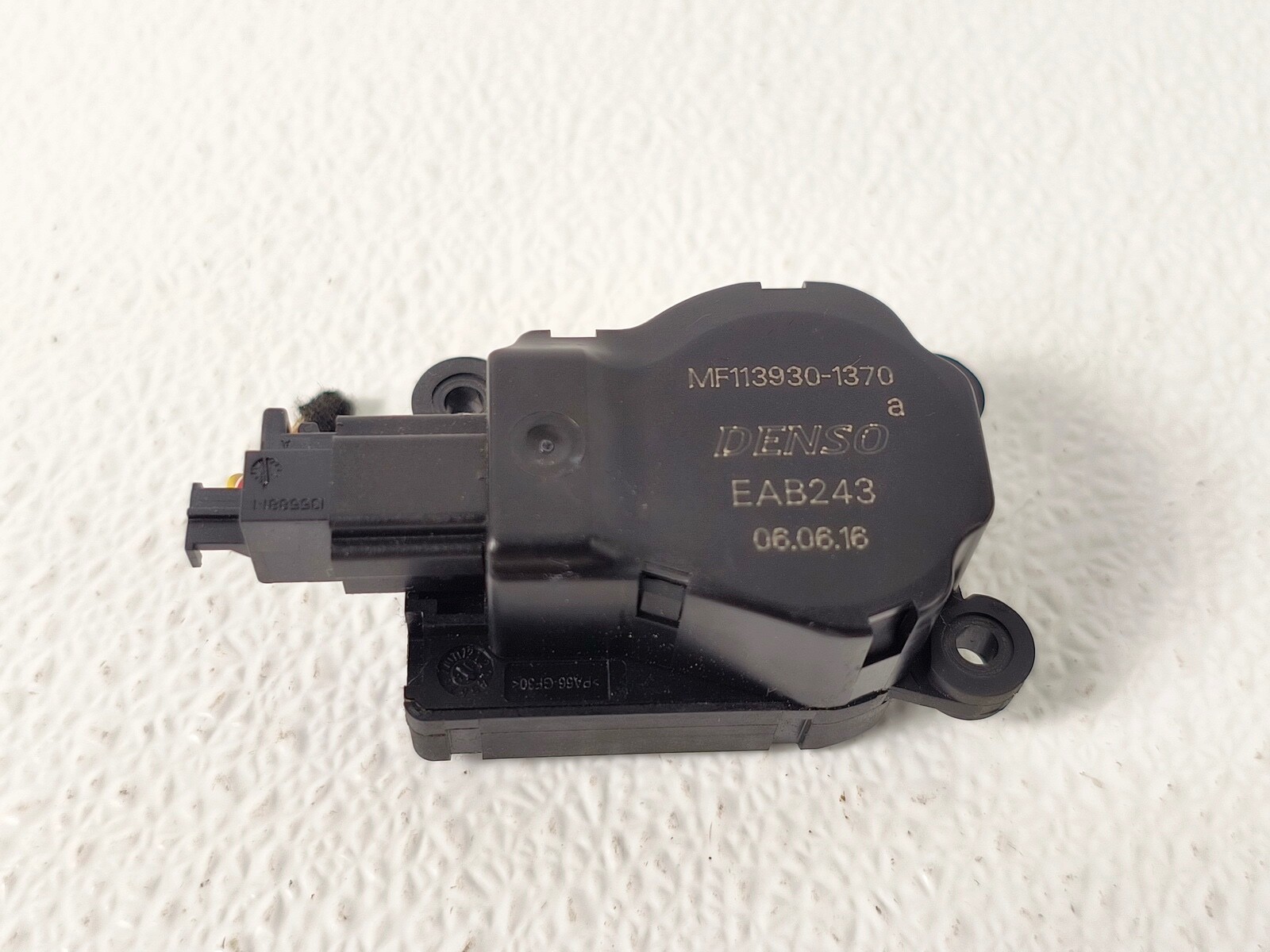 17-23 JAGUAR XE F-PACE HVAC HEATER AIR VENT FLAP ACTUATOR MOTOR