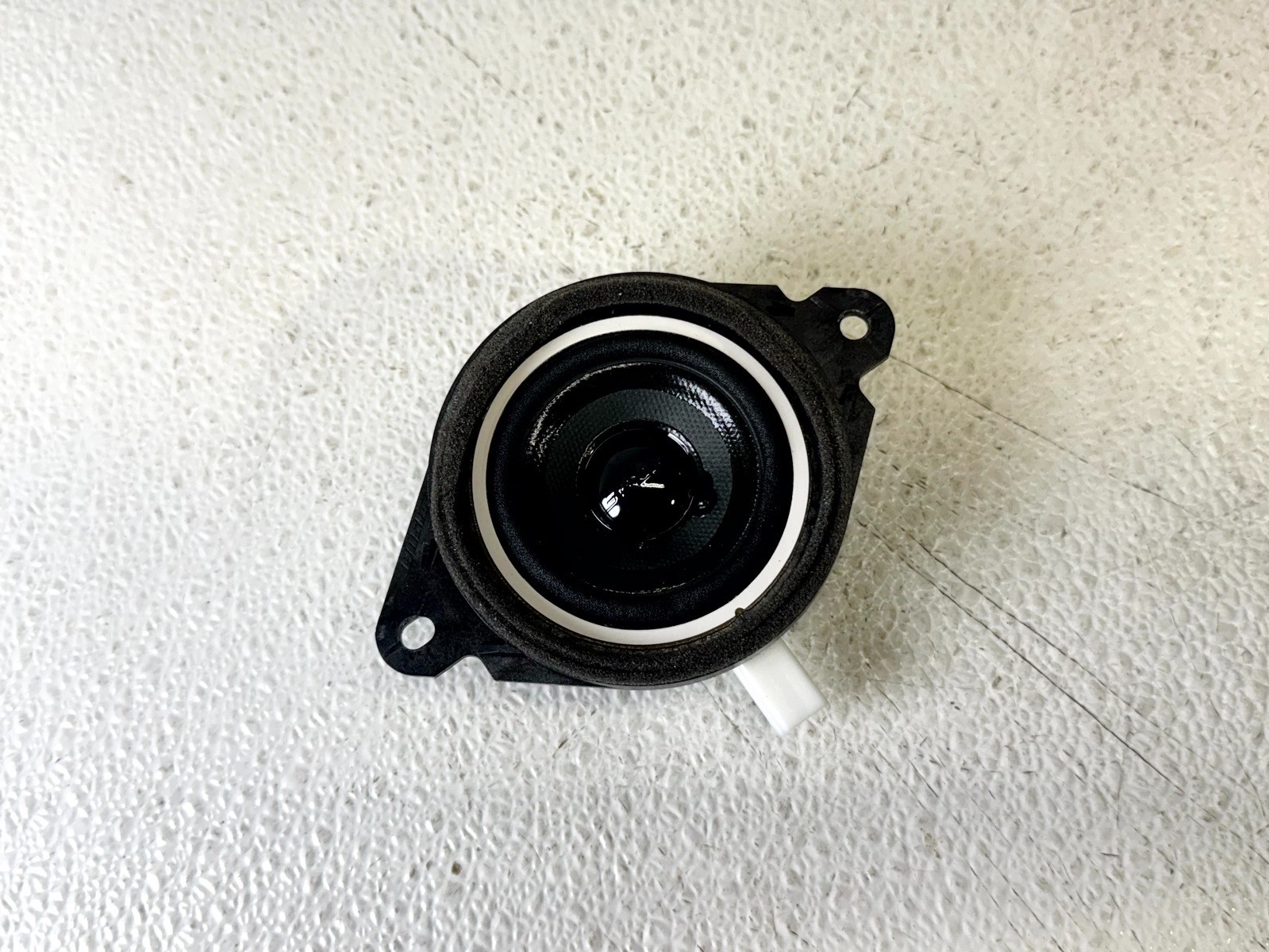 19-25 MAZDA 3 REAR RIGHT RH PASS SIDE QUARTER PANEL AUDIO SOUND SPEAKER