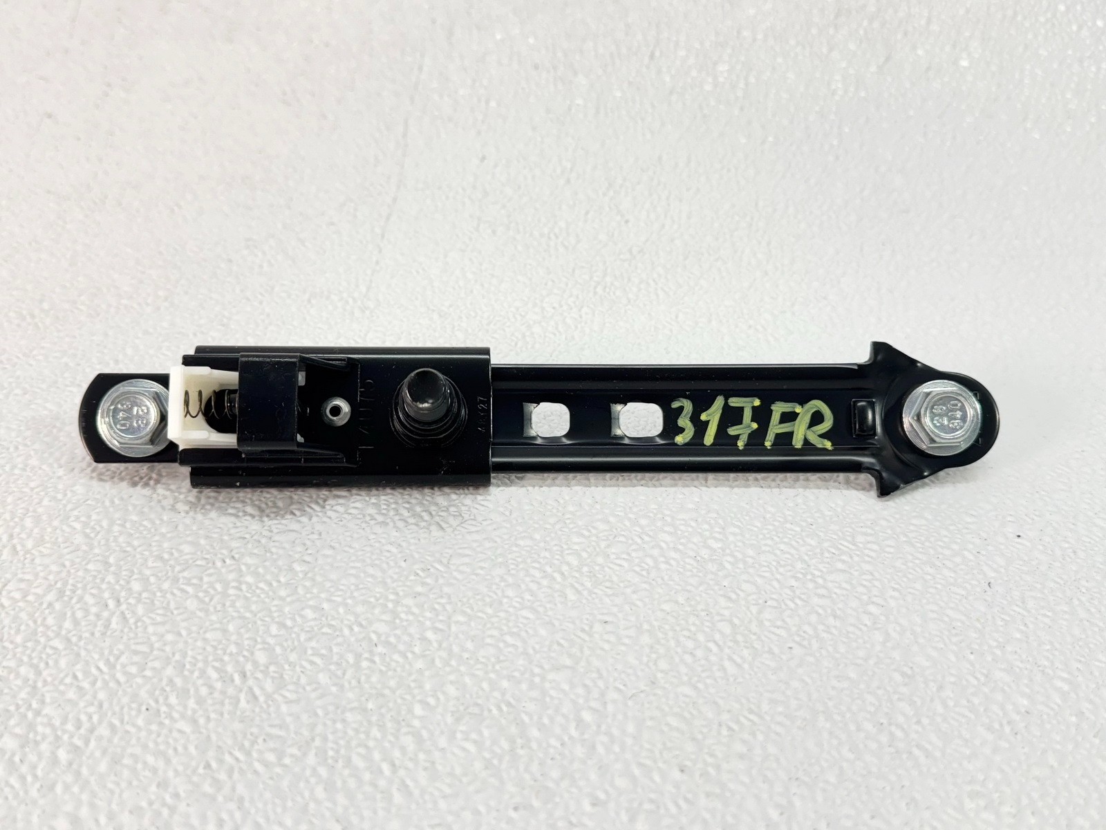 16-25 INFINITI QX60 FRONT RIGHT RH PASS SIDE SEATBELT HEIGHT ADJUSTER