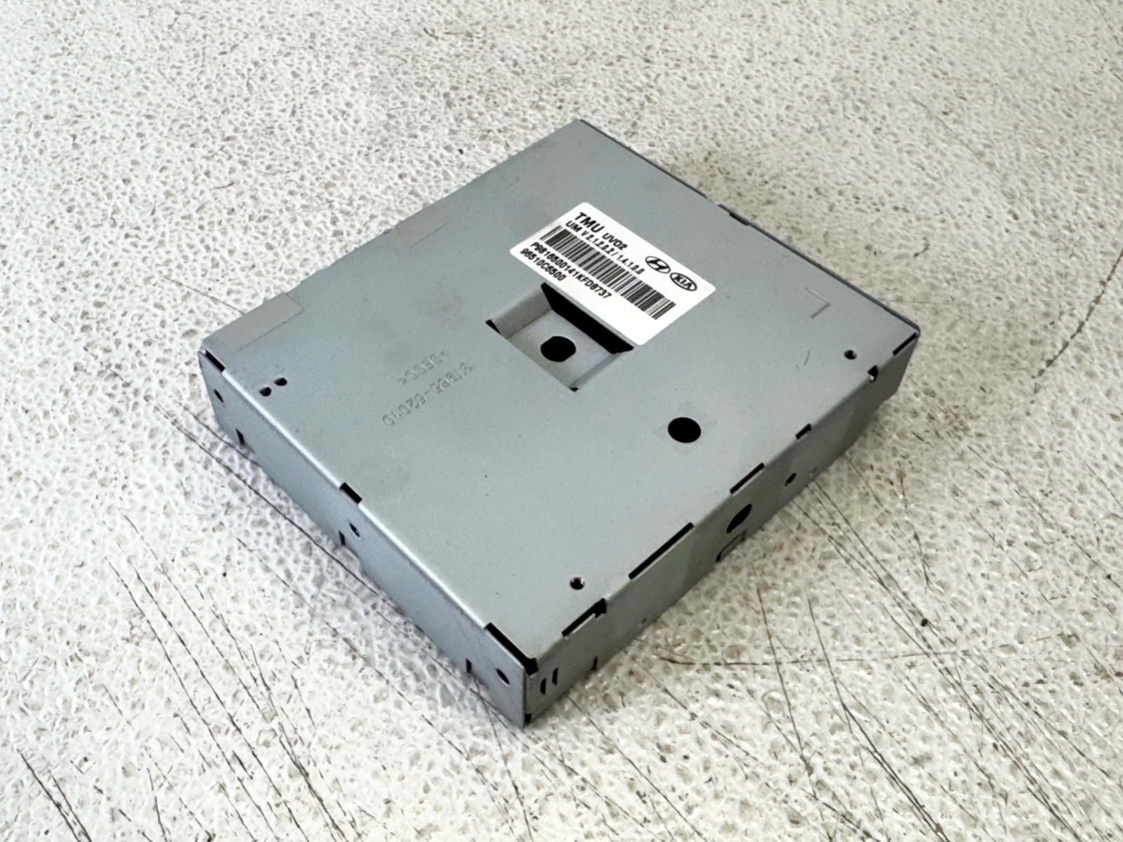 16-18 KIA SORENTO TELEMATICS INFORMATION CONTROL MODULE UNIT