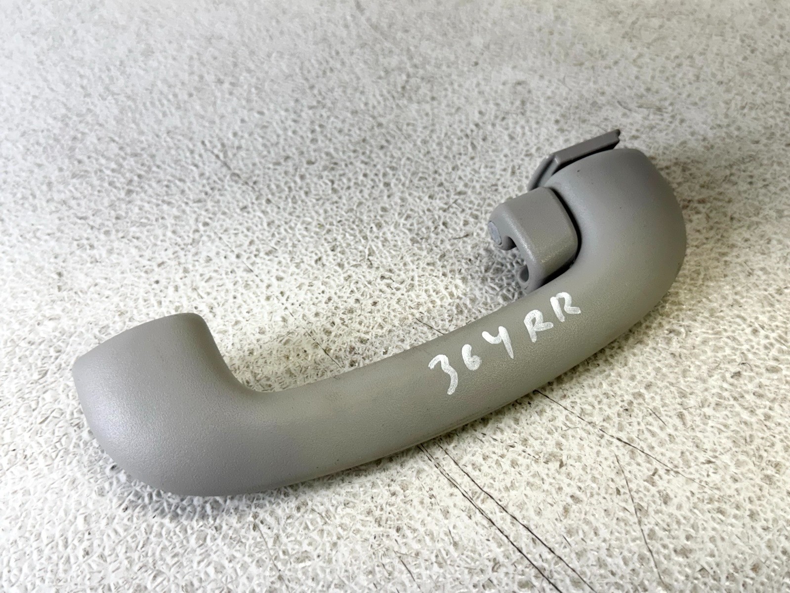 16-20 KIA SORENTO REAR RIGHT RH PASS SIDE OVERHEAD ROOF GRAB GRIP BAR