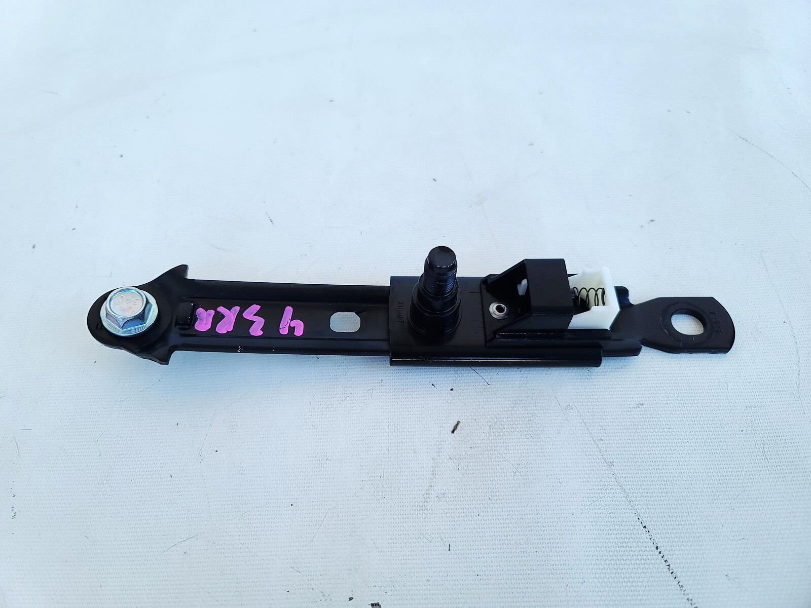 16-20 INFINITI QX60 REAR RIGHT RH PASS SEAT BELT HEIGHT EXTENDER ADJUSTER