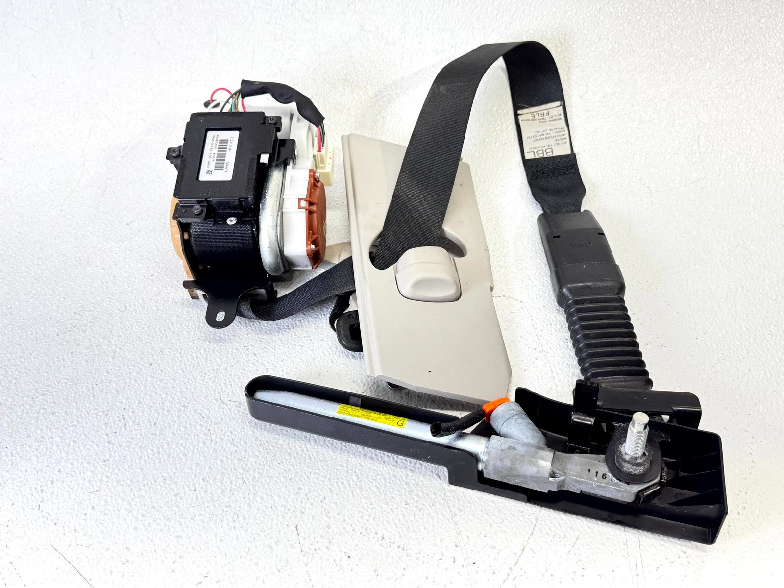 15-24 INFINITI Q50 FRONT LEFT LH DRIVER SIDE SEAT BELT RETARCTOR ASSEMBLY