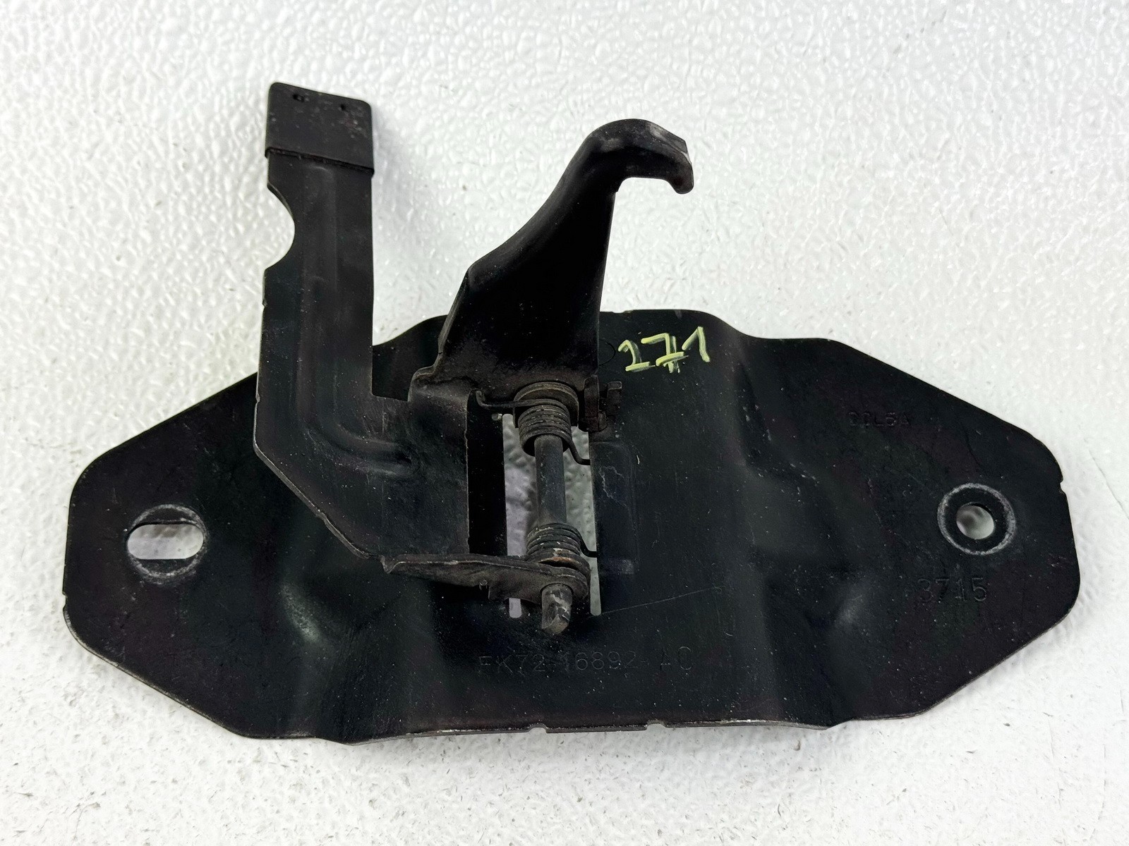 15-19 LAND ROVER DISCOVERY SPORT HOOD SAFETY LOCK LATCH CATCH HOOK BRACKET