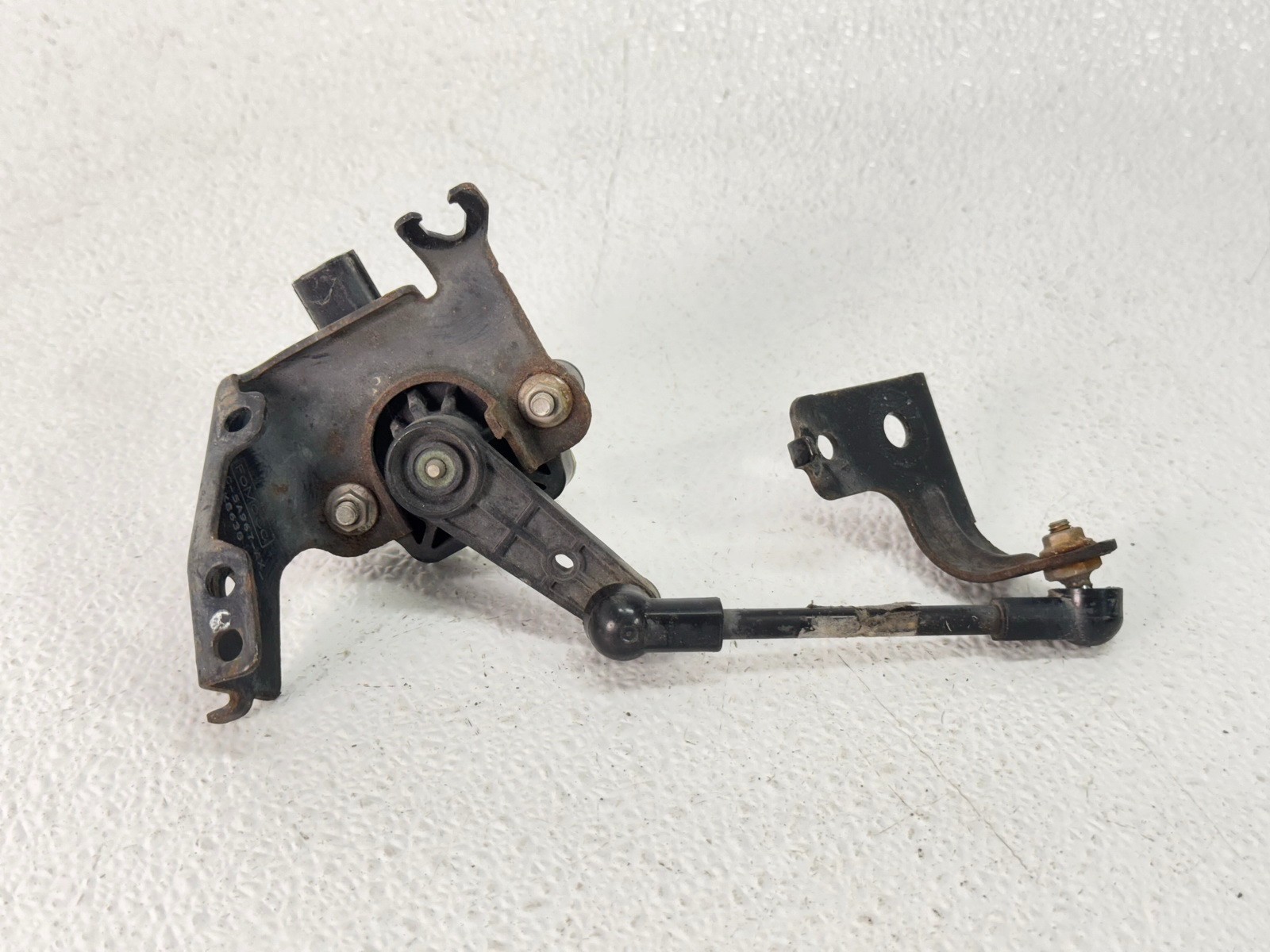 13-20 LINCOLN MKZ REAR RIGHT RH PASS SIDE HEADLIGHT HEIGHT LEVEL SENSOR