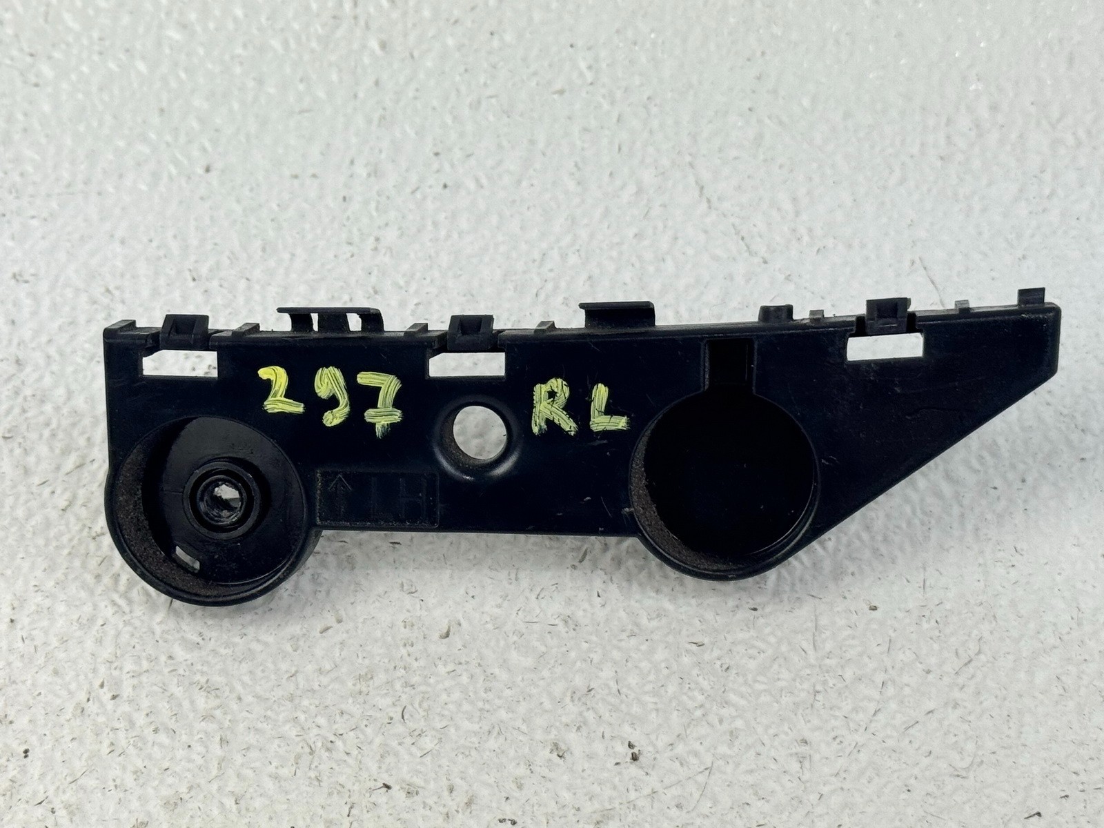 14-23 INFINITI Q50 REAR LEFT LH DRIVER SIDE BUMPER SUPPORT MOUNT BRACKET