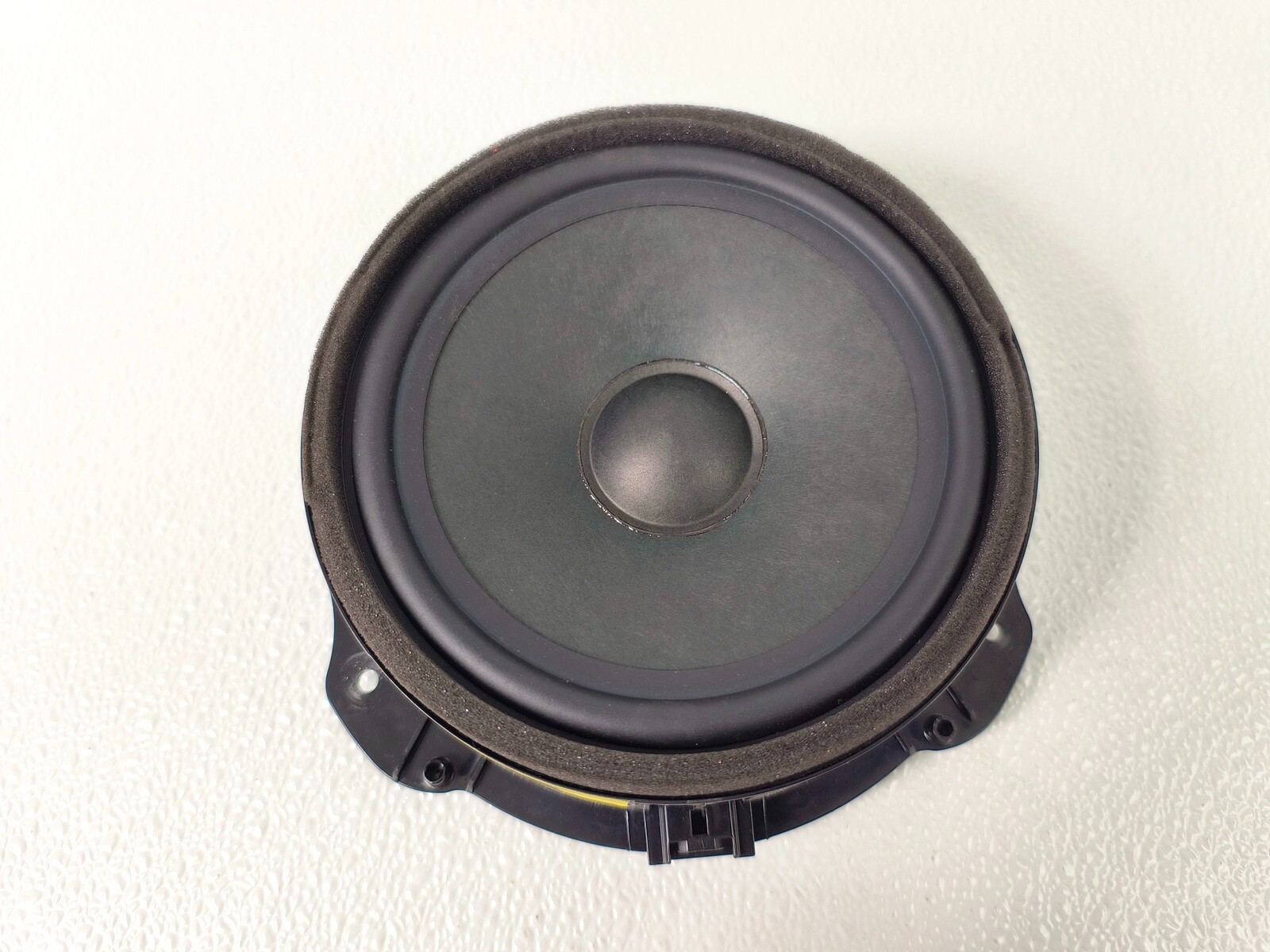 17-22 JAGUAR F-PACE FRONT RIGHT RH OR LEFT LH SIDE DOOR AUDIO SPEAKER UNIT