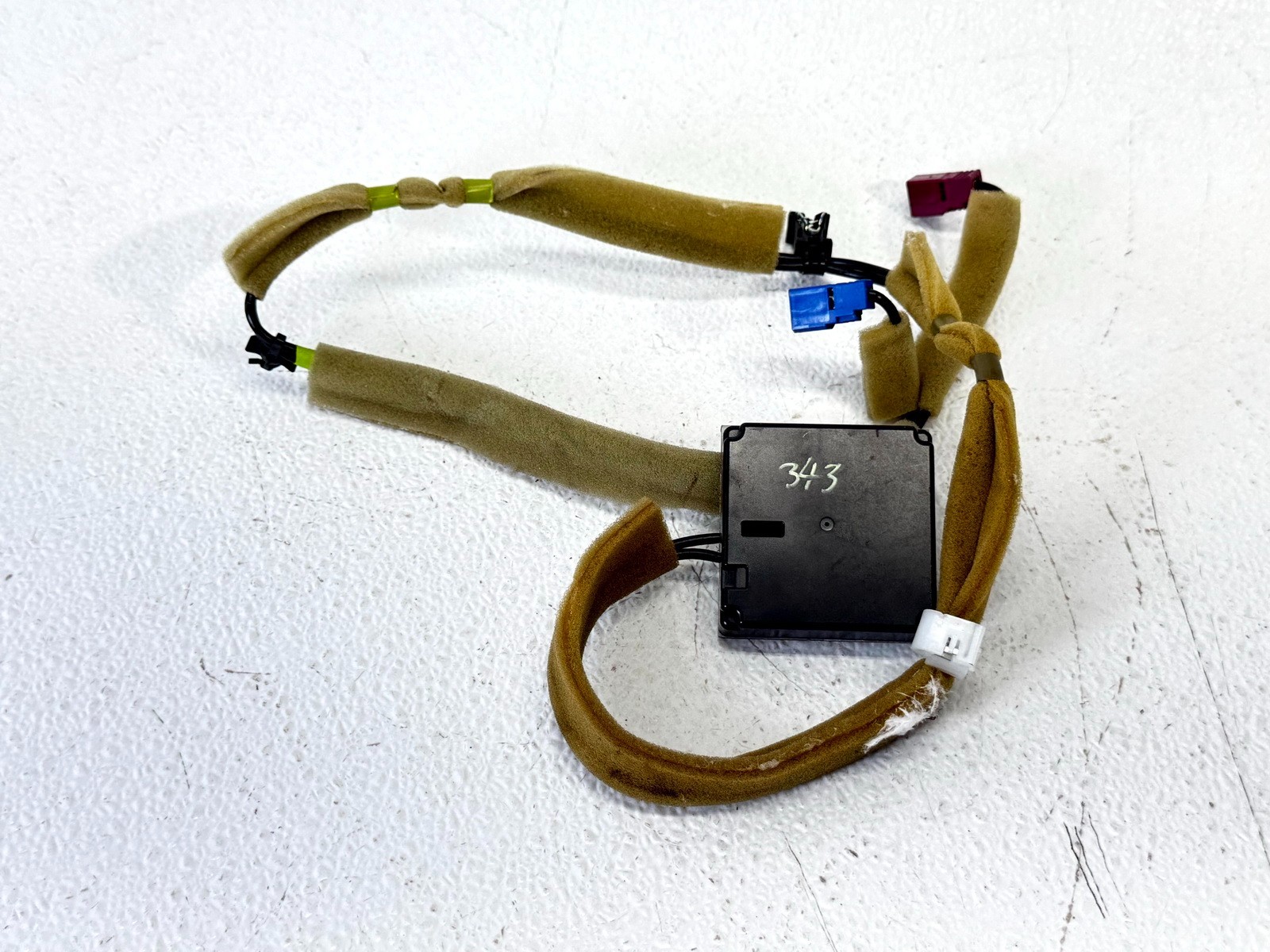 15-19 INFINITI Q50 Q60 GPS NAVIGATION ANTENNA RECIEVER CONTROL MODULE