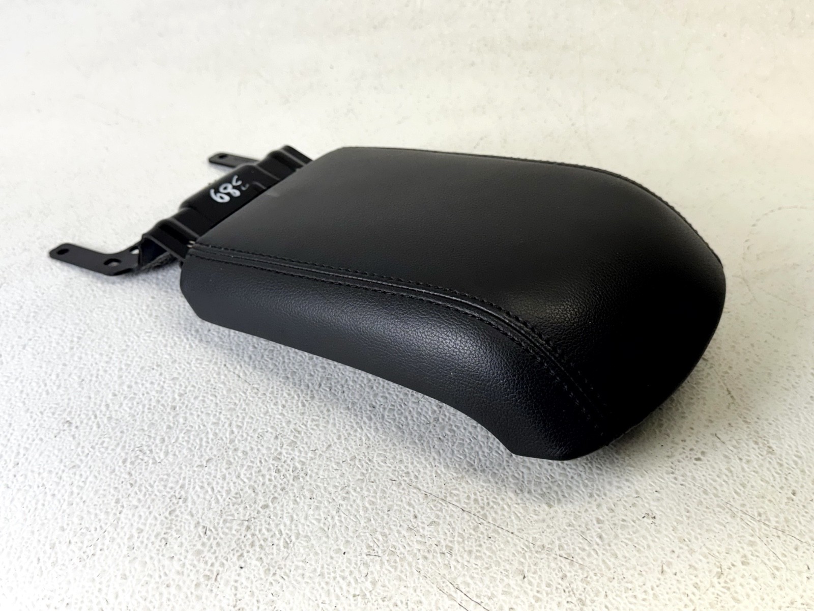 13-16 FORD C-MAX FRONT CENTER CONSOLE ARMREST ARM REST COVER LID PANEL