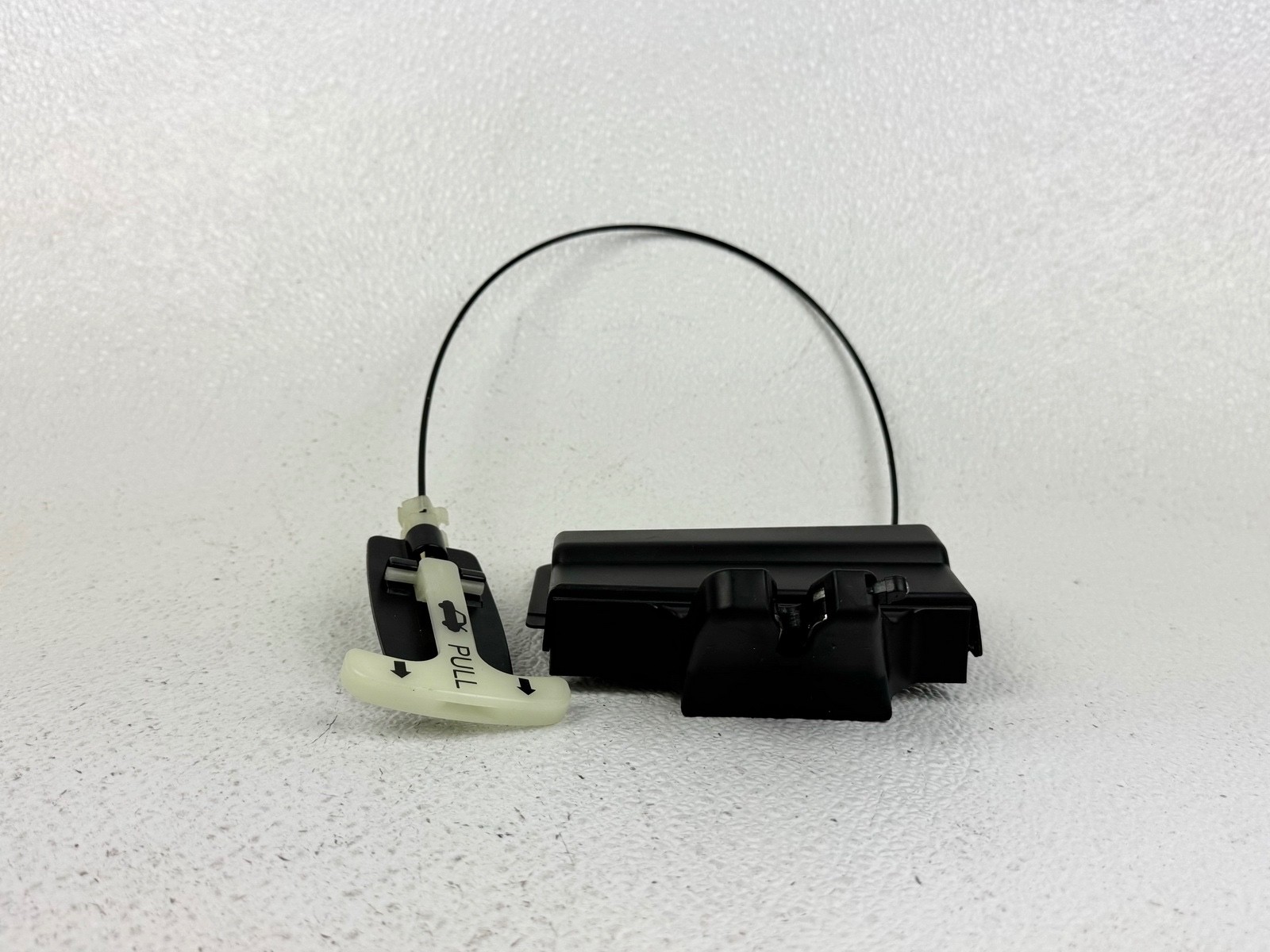 14-23 INFINITI Q50 REAR TRUNK DECK LID TAILGATE LATCH LOCK ACTUATOR MOTOR