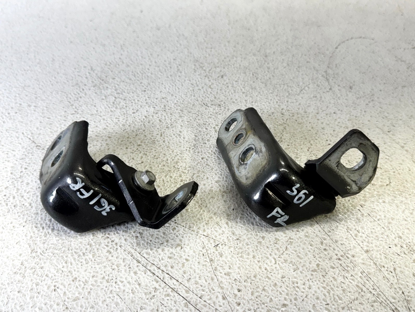 13-20 LINCOLN MKZ FRONT RIGHT PASS RH SIDE UPPER & LOWER DOOR HINGE SET OF 2