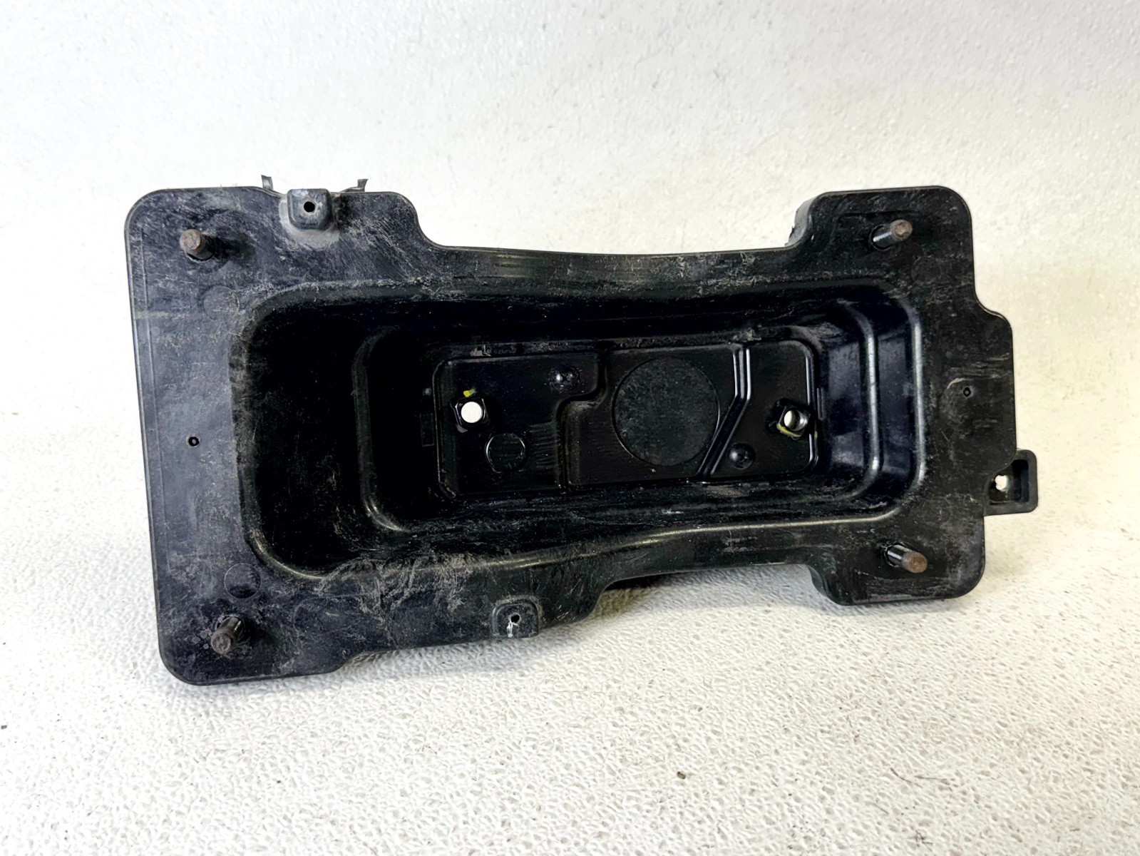 16-18 KIA SORENTO REAR LEFT LH DRIVER SIDE BUMPER SUPPORT MOUNT BRACKET