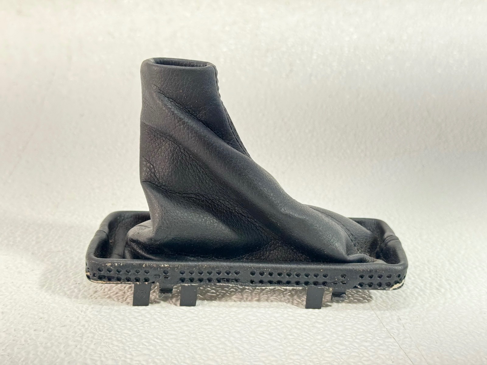 17-19 FORD ESCAPE AUTOMATIC TRANSMISSION GEAR SHIFTER LEVER SELECTOR BOOT