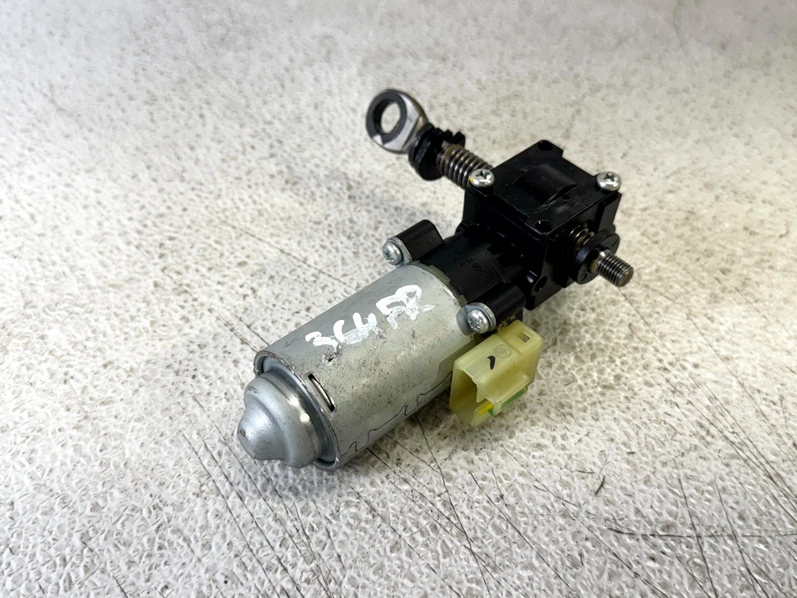 16-20 KIA SORENTO FRONT RIGHT RH PASS SIDE SEAT ADJUSTMENT CONTROL MOTOR