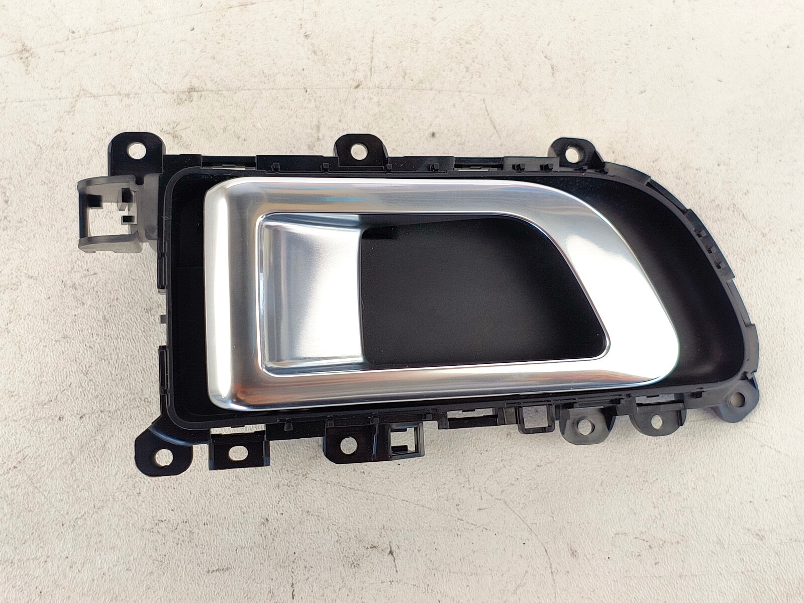 15-19 LAND ROVER DISCOVERY SPORT REAR RIGHT PASS SIDE INTERIOR DOOR HANDLE