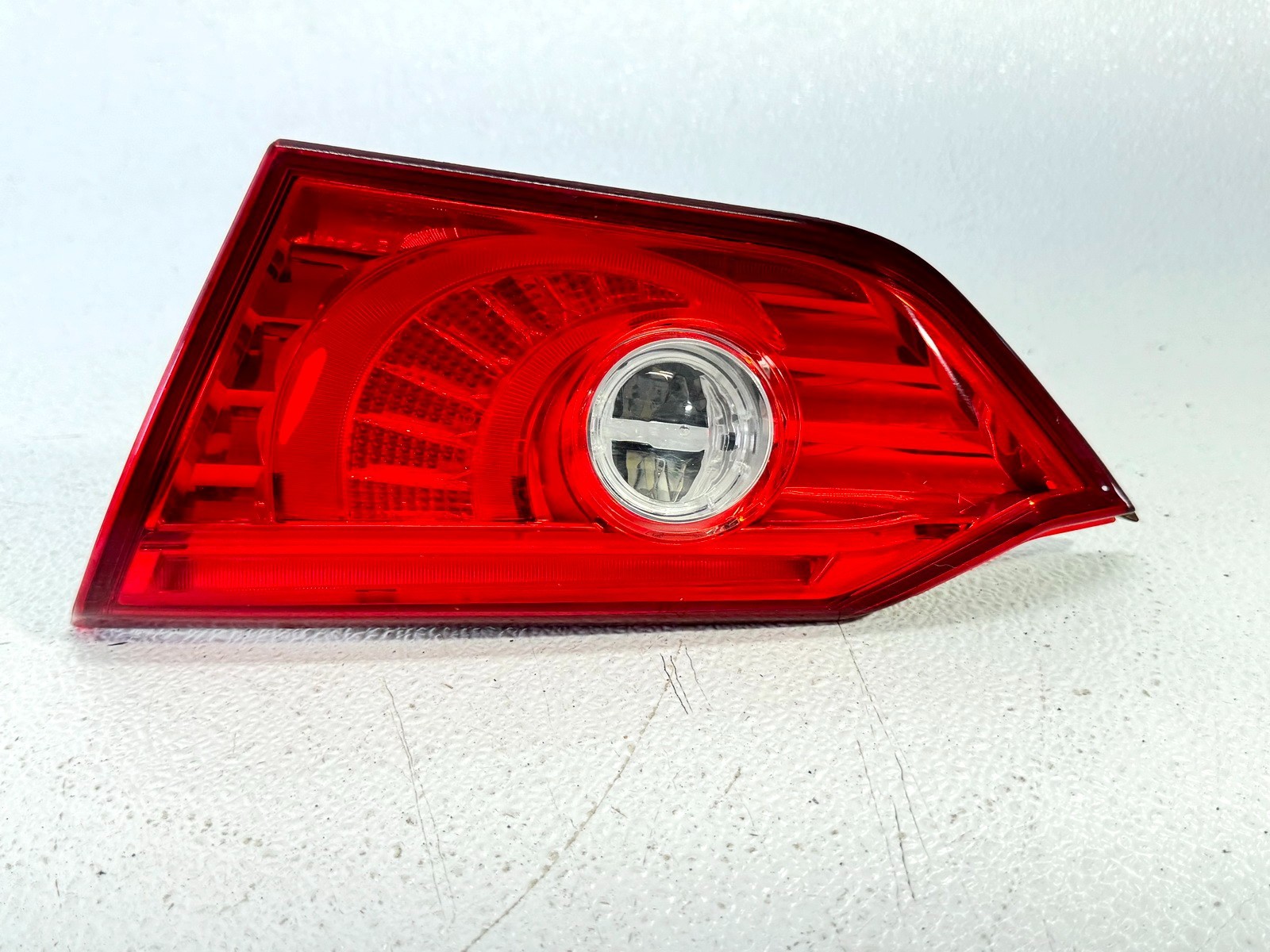 15-18 INFINITI Q50 REAR RIGHT RH PASS SIDE INNER TAILLIGHT LAMP ASSEMBLY