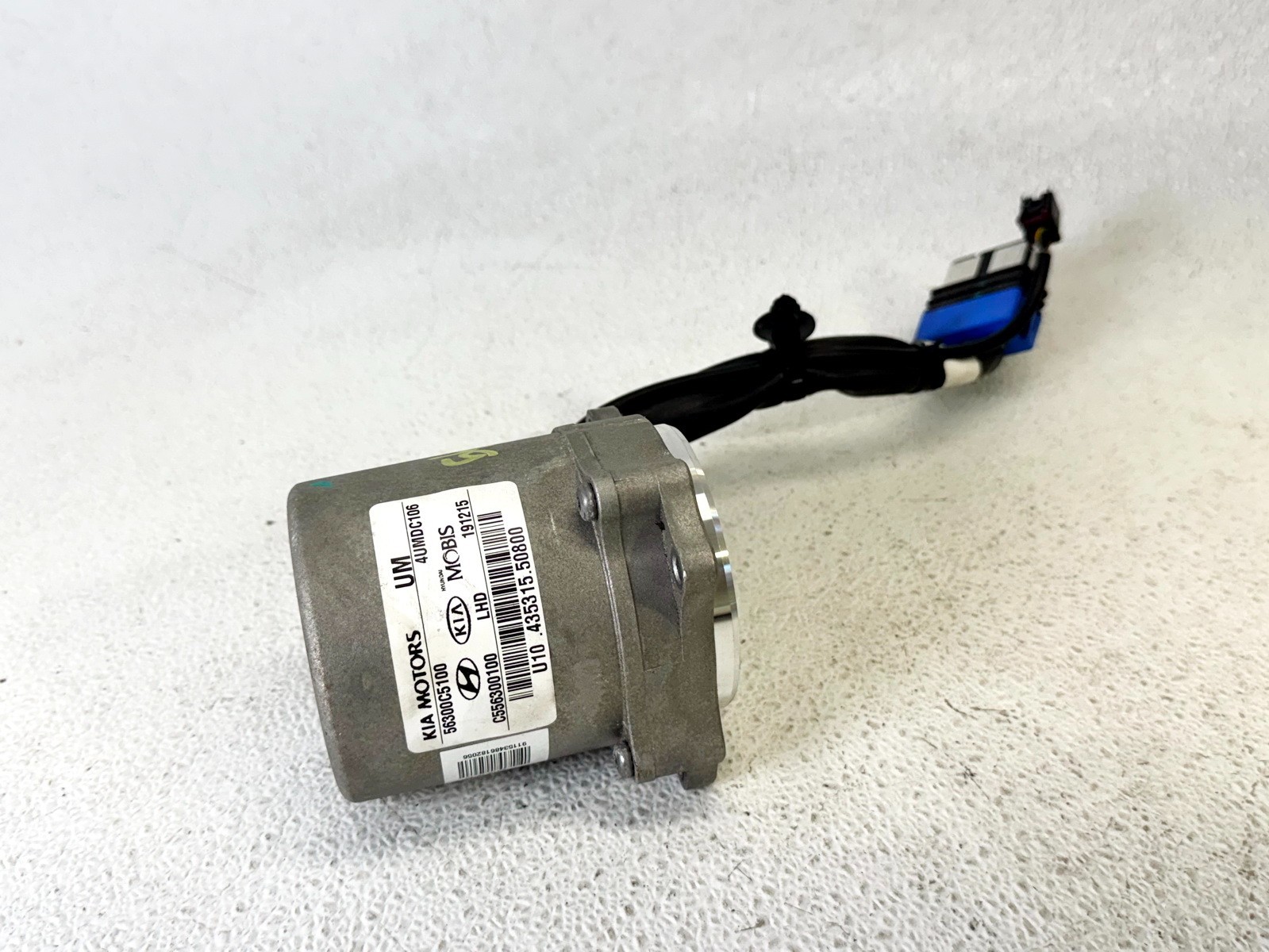 16-18 KIA SORENTO STEERING WHEEL COLUMN CONTROL MOTOR LOCK DRIVE MODULE