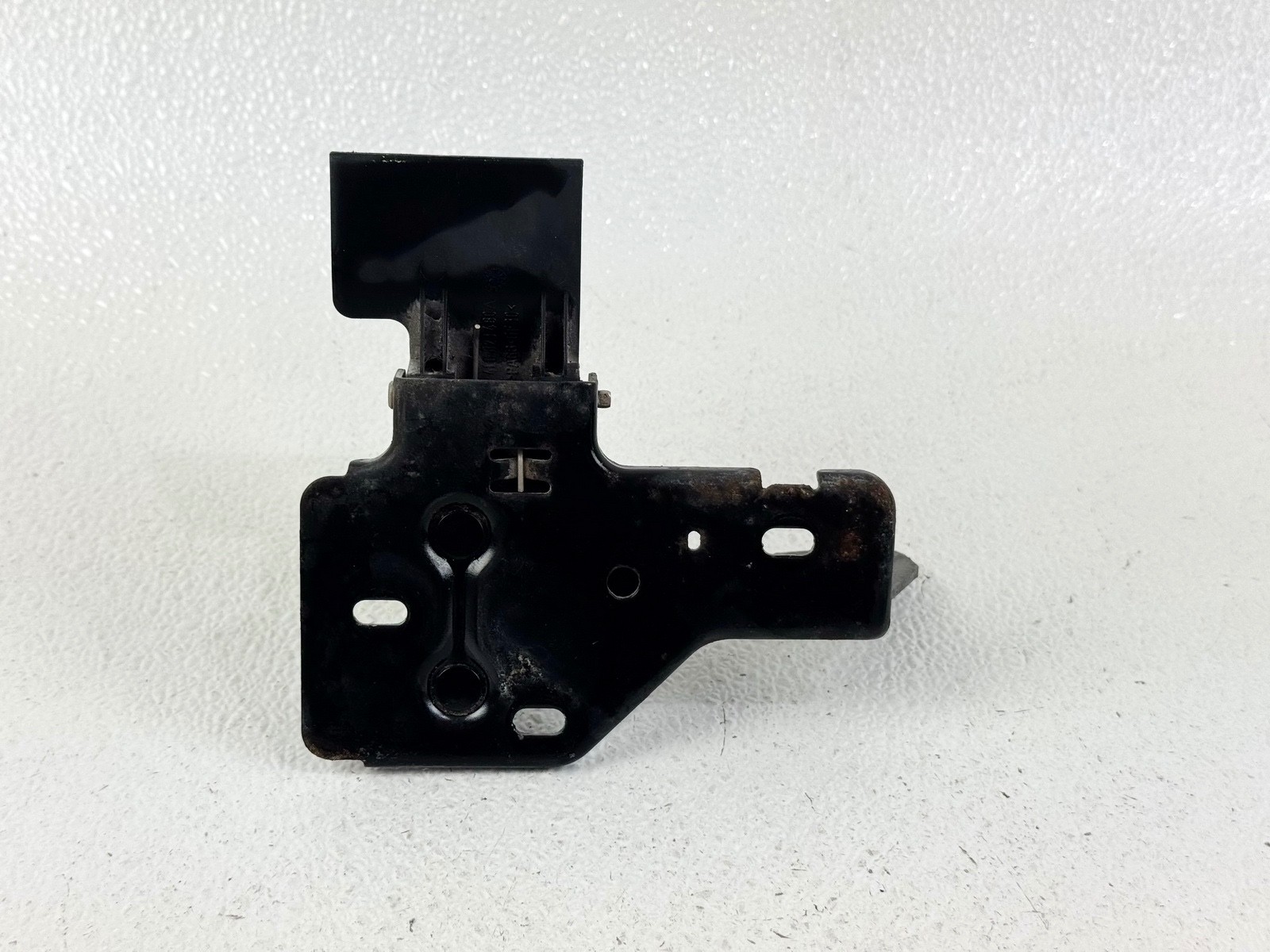 07-15 AUDI Q7 FRONT RIGHT PASSENGER SIDE HOOD SAFETY CATCH LATCH LOCK