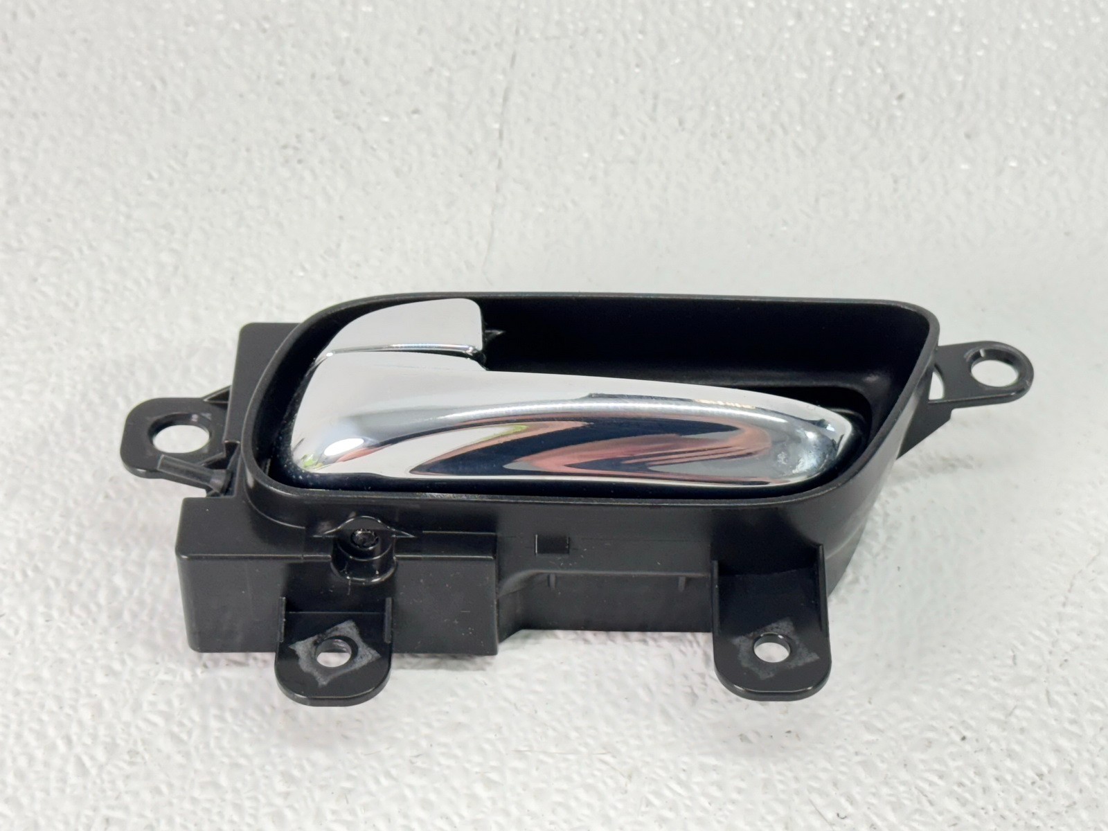 11-17 INFINITI QX56 QX80 REAR LEFT LH DRIVER SIDE INTERIOR DOOR HANDLE
