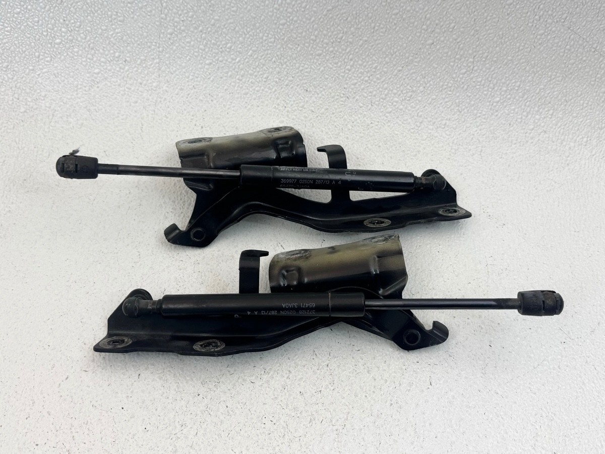 13-20 INFINITI JX35 QX60 FRONT RIGHT & LEFT HOOD MOUNT HINGE LYFT CYLINDER