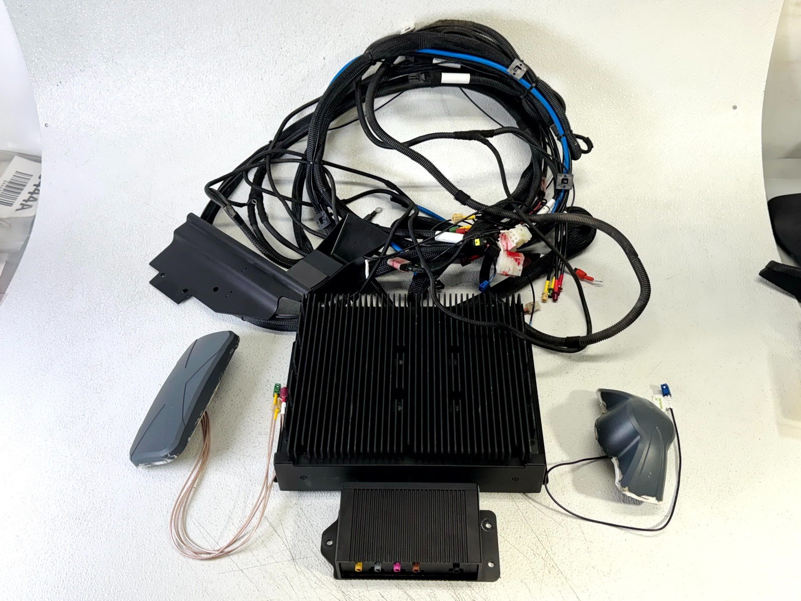 20-24 RAM PROMASTER 1500 2500 3500 FLEET EDGE COMPUTING GATEWAY UNIT