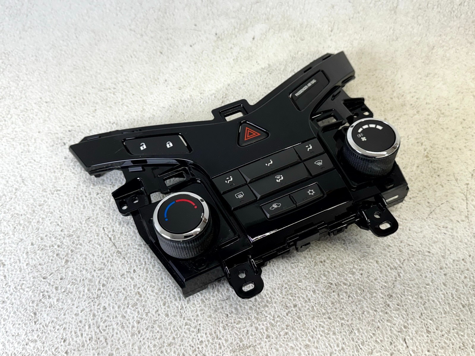 11-12 CHEVROLET CRUZE DASH DASHBOARD A / C CLIMATE CONTROL SWITCH PANEL