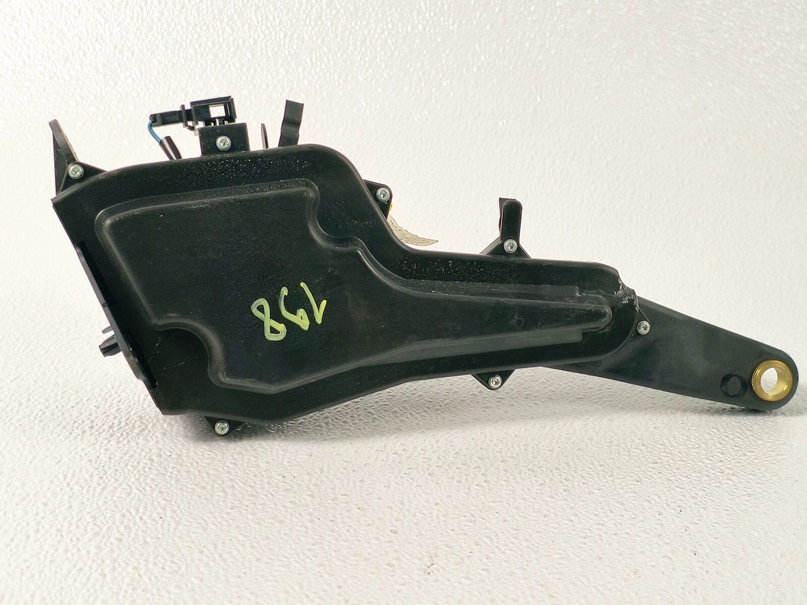 10-16 AUDI A5 A4 S5 ROOF TOP CONVERTIBLE MOUNTING BRACKET MOUNT